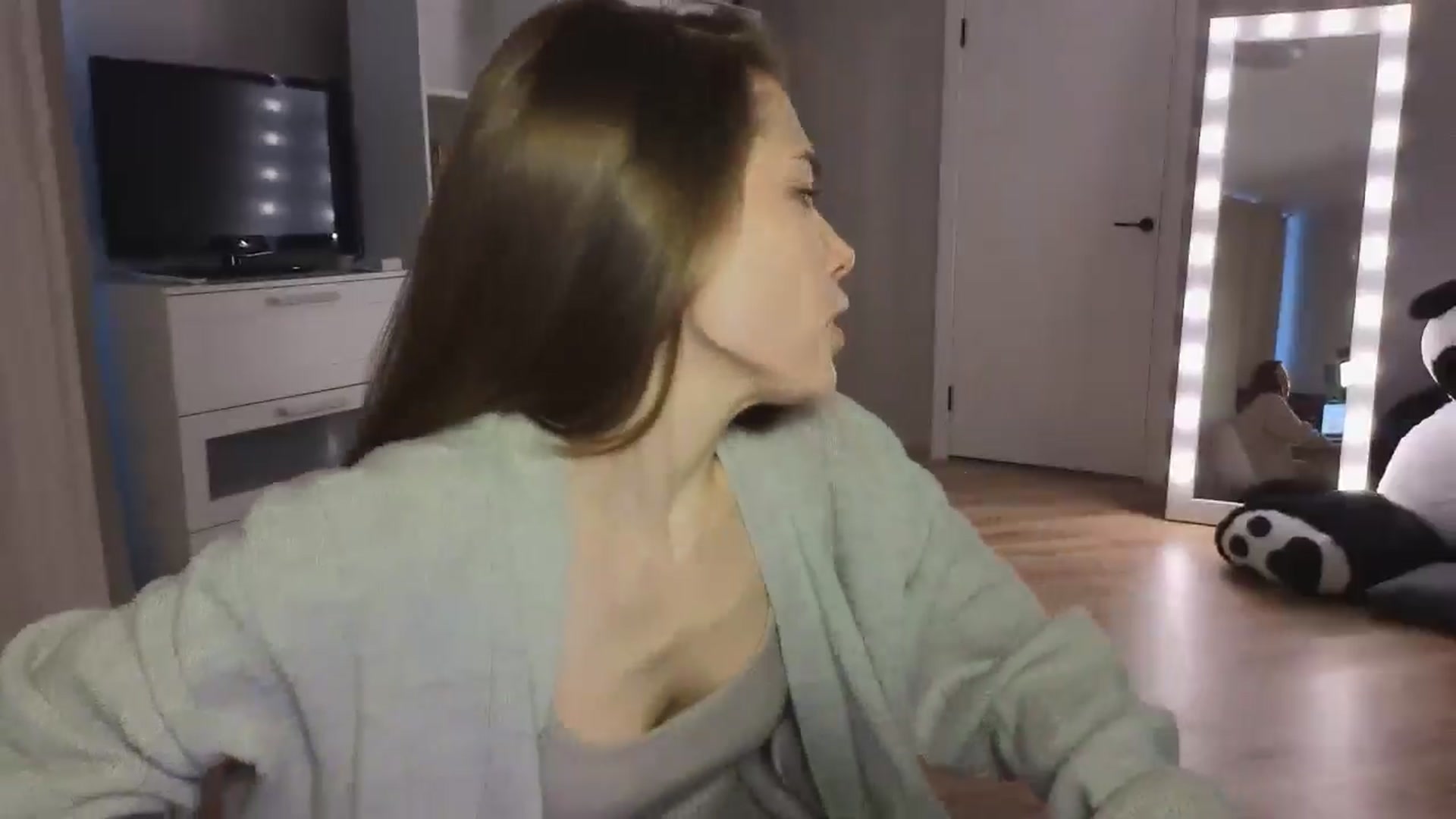 Gallery image thumbnail from KeepSpark's myfreecams stream on, 06/12/2024, 06:31 image 9 of 20