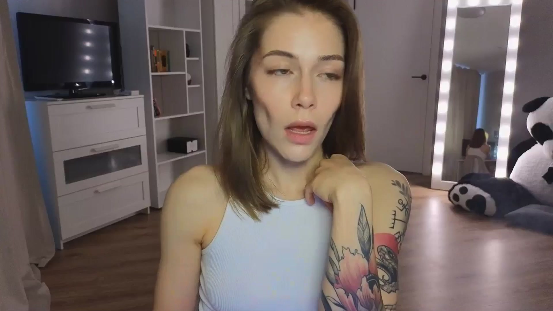 Gallery image thumbnail from KeepSpark's myfreecams stream on, 06/13/2024, 04:28 image 8 of 20