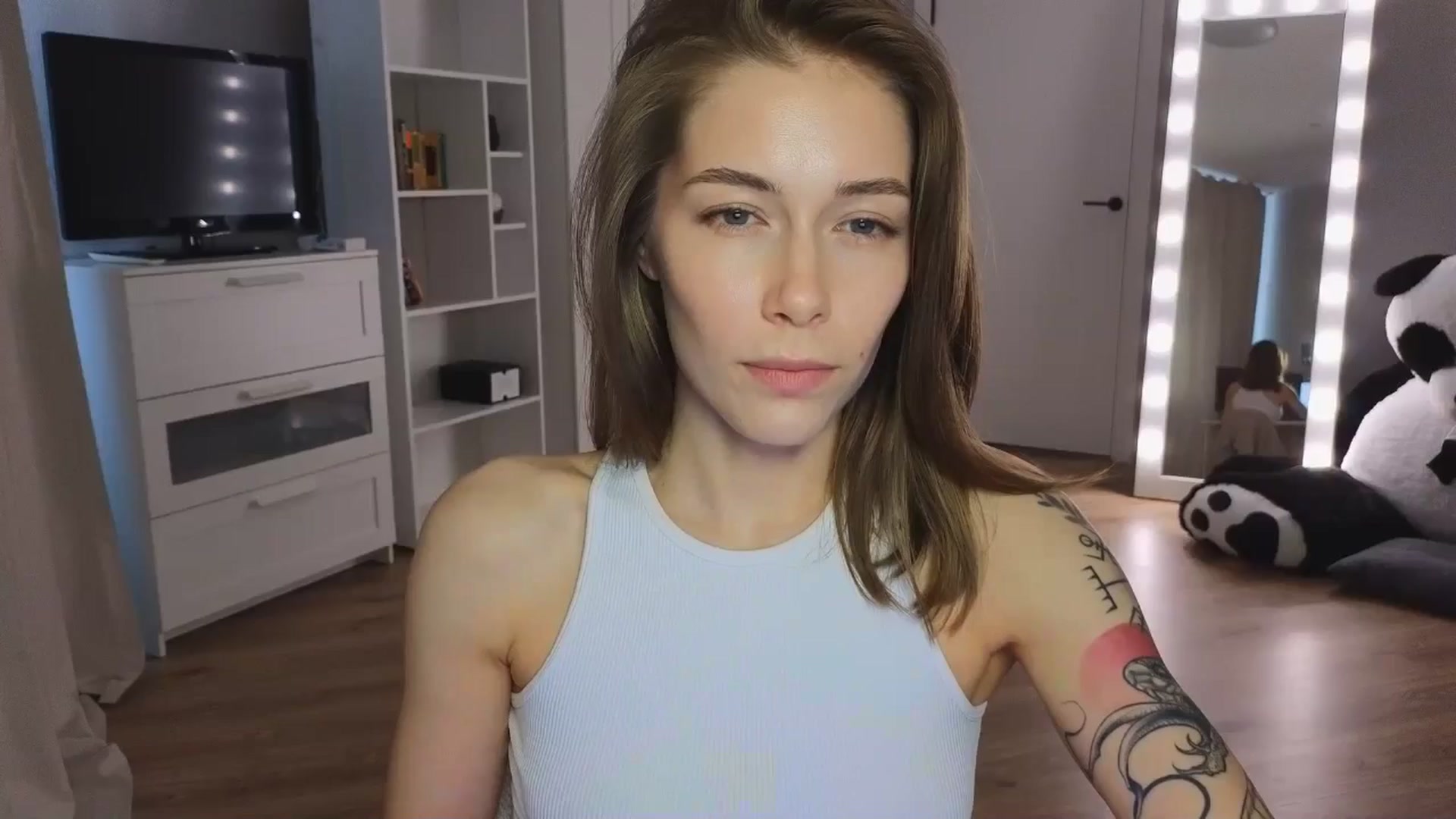 Gallery image thumbnail from KeepSpark's myfreecams stream on, 06/13/2024, 06:23 image 16 of 20