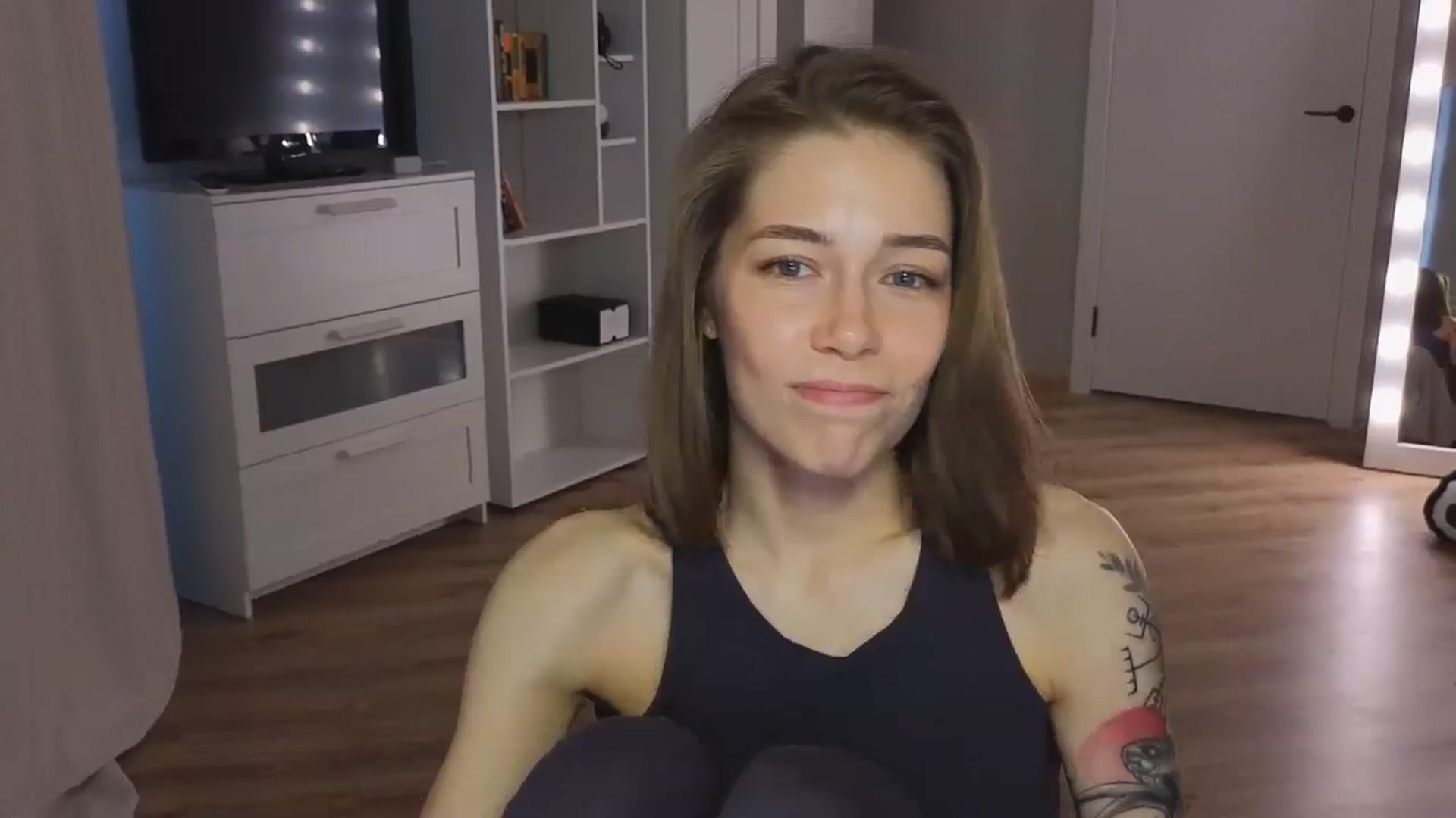 Gallery image thumbnail from KeepSpark's myfreecams stream on, 06/21/2024, 04:11 image 14 of 20