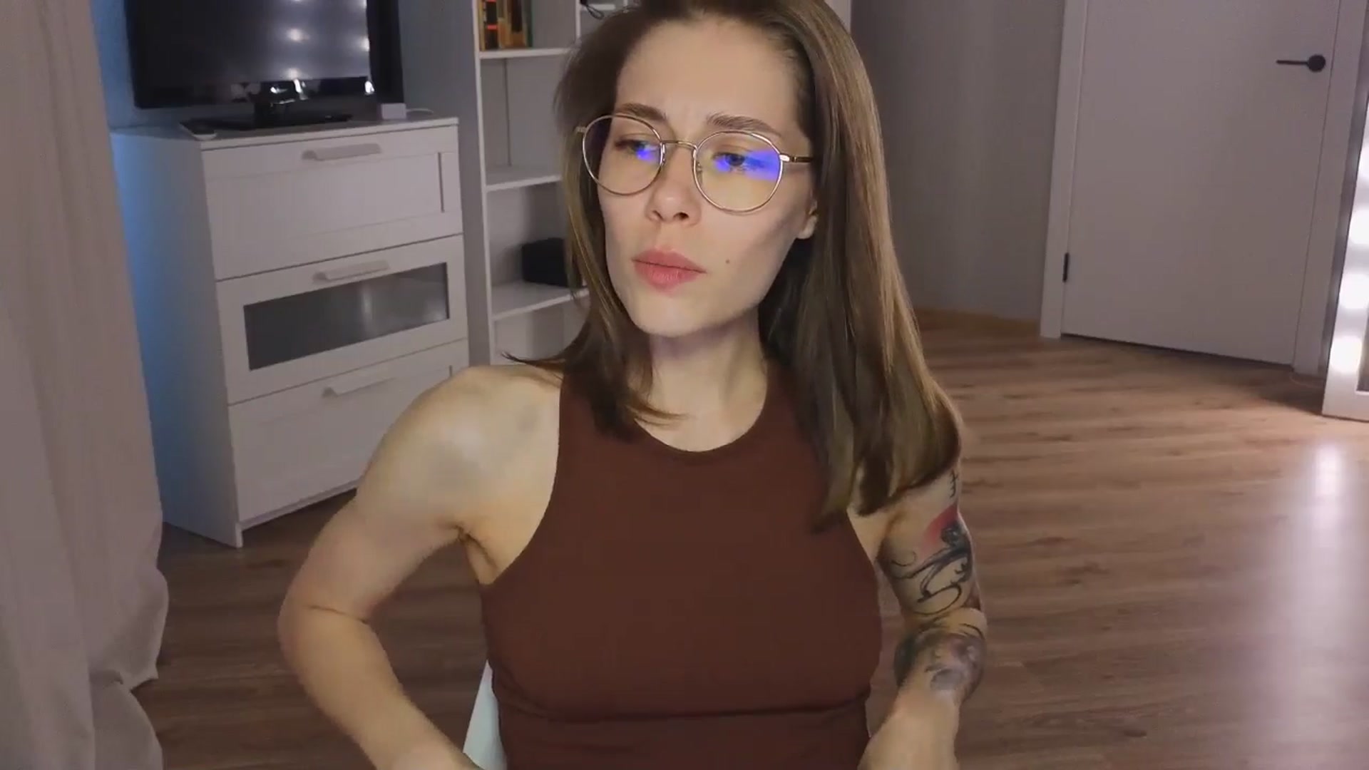 Gallery image thumbnail from KeepSpark's myfreecams stream on, 06/27/2024, 05:38 image 18 of 20