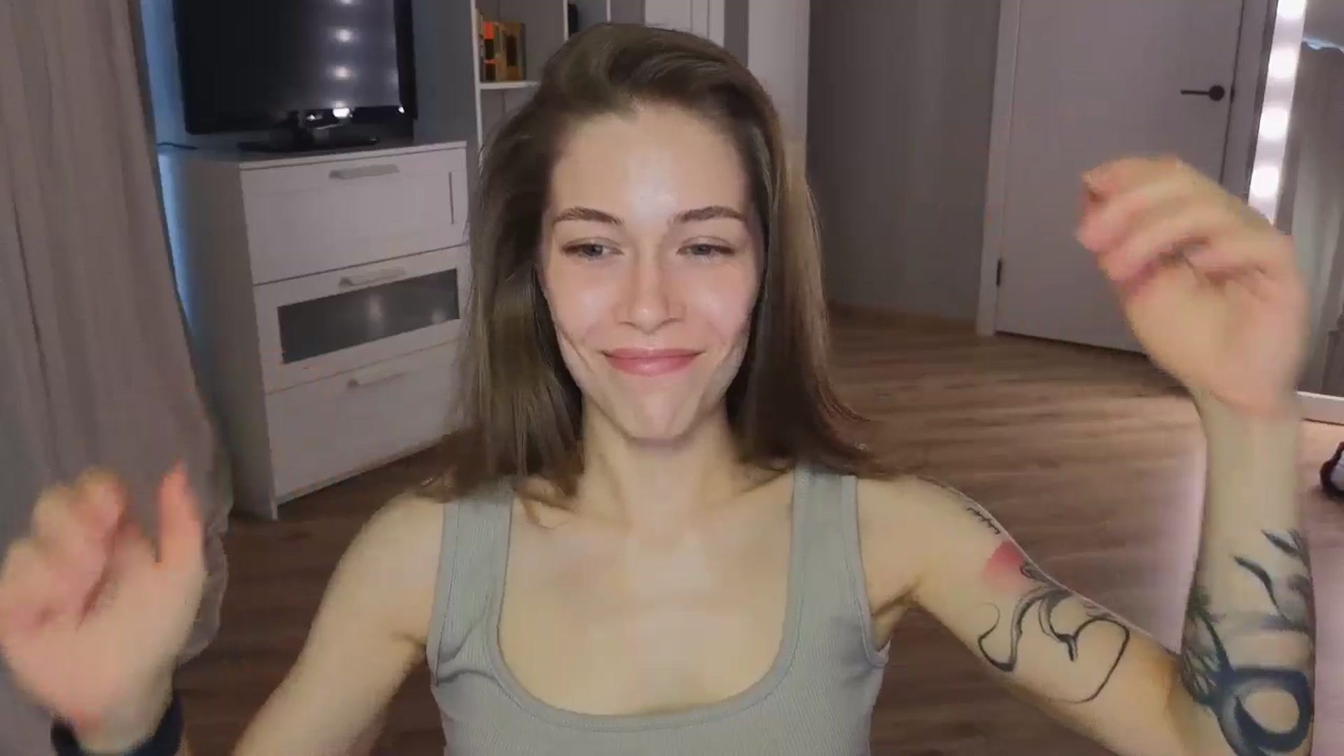 Gallery image thumbnail from KeepSpark's myfreecams stream on, 07/04/2024, 05:21 image 4 of 20