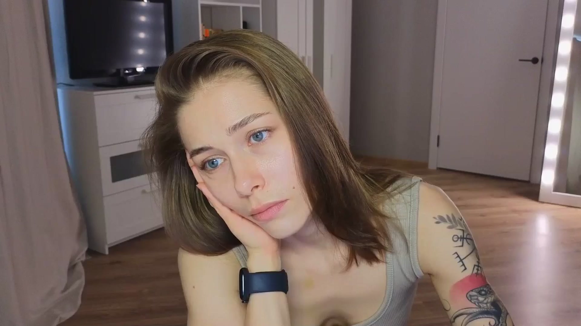Gallery image thumbnail from KeepSpark's myfreecams stream on, 07/04/2024, 07:11 image 12 of 20