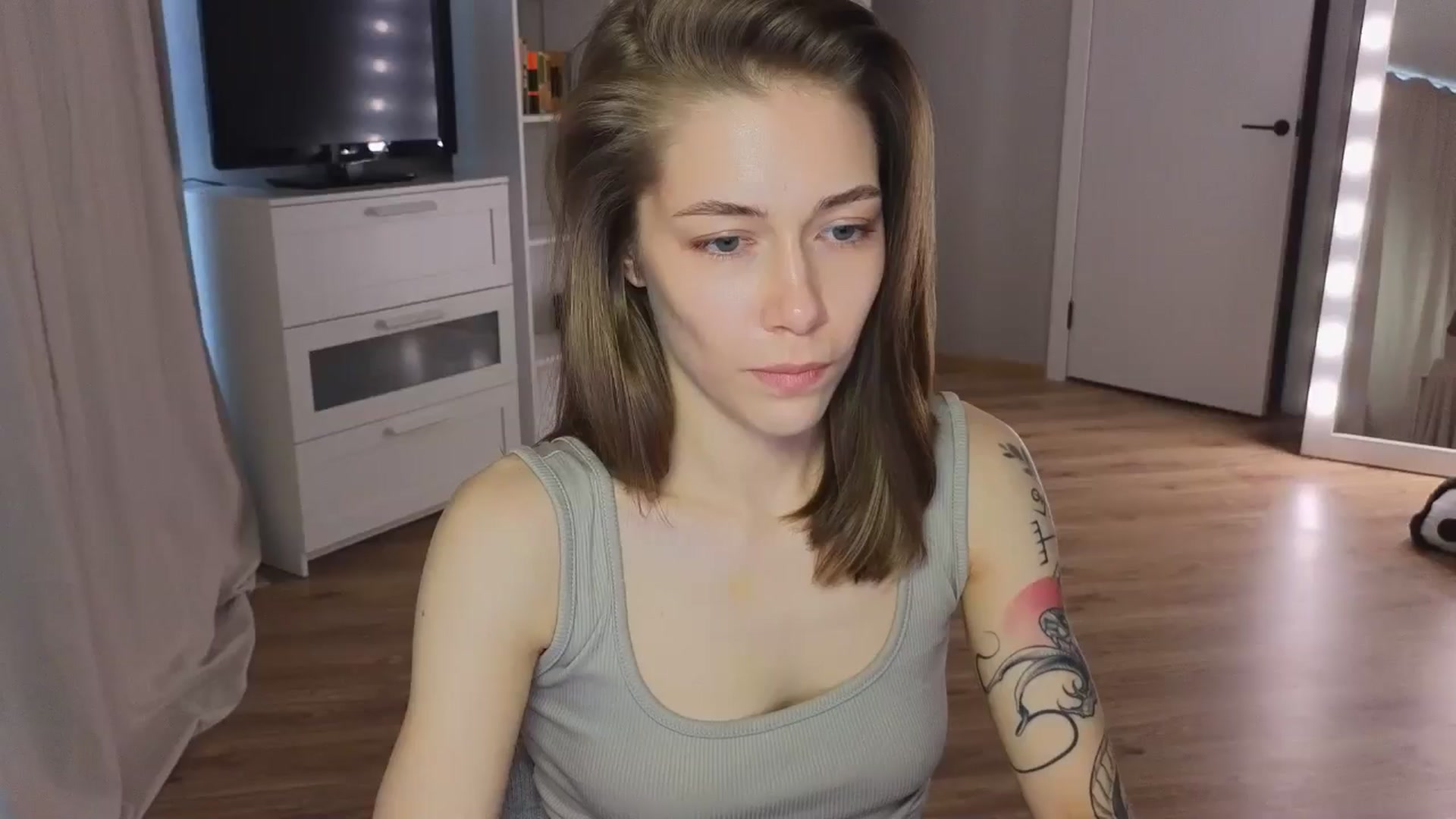 Gallery image thumbnail from KeepSpark's myfreecams stream on, 07/04/2024, 07:37 image 15 of 20