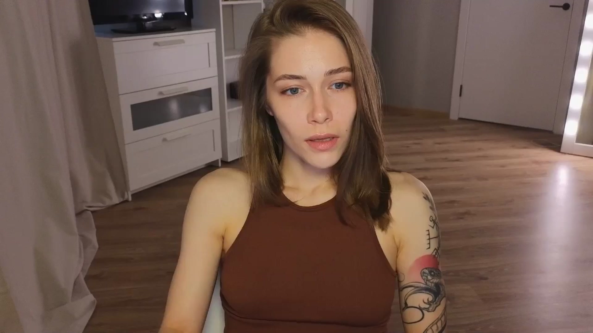 Gallery image thumbnail from KeepSpark's myfreecams stream on, 07/09/2024, 06:19 image 17 of 20