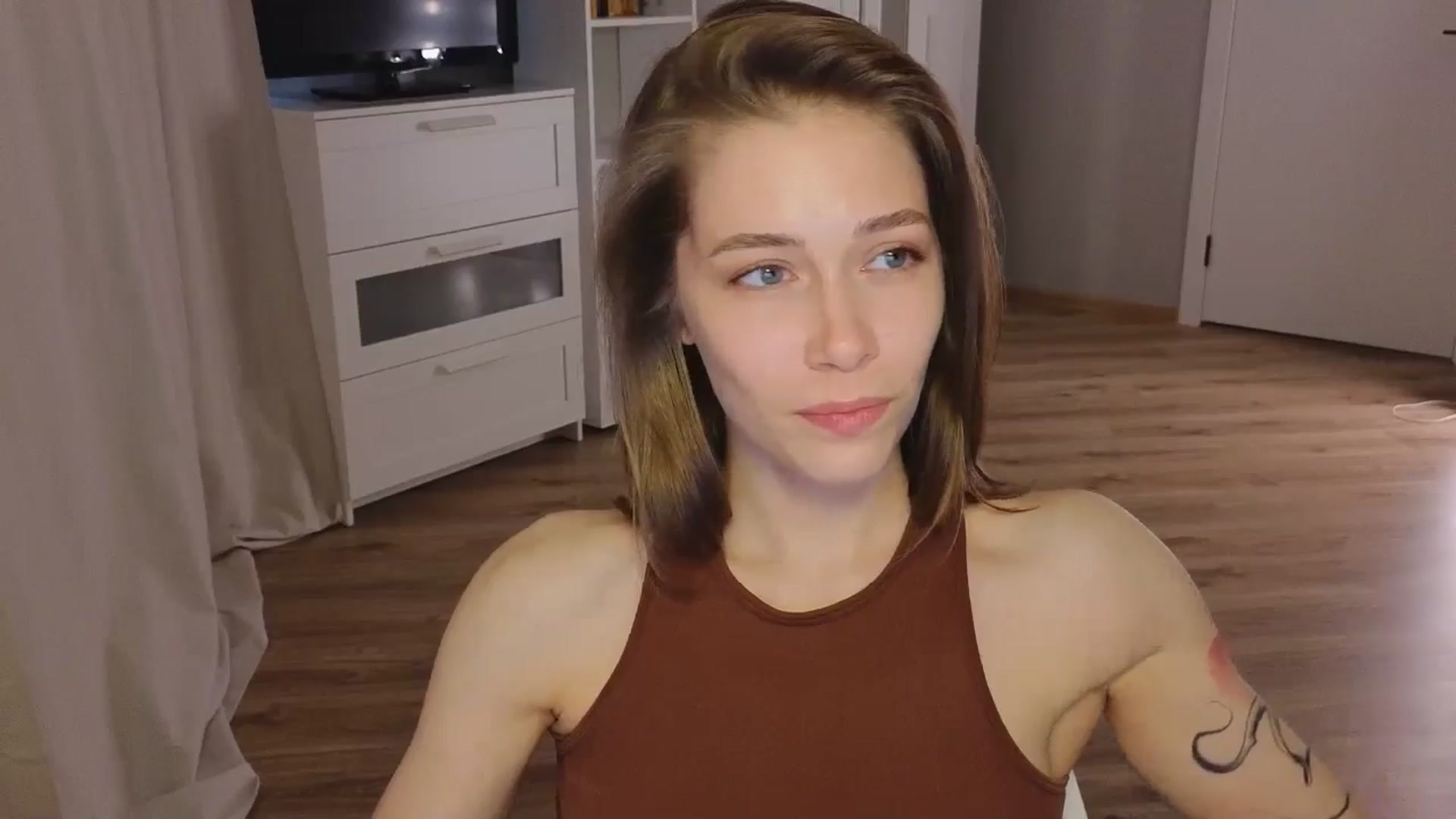 Gallery image thumbnail from KeepSpark's myfreecams stream on, 07/09/2024, 06:52 image 18 of 20