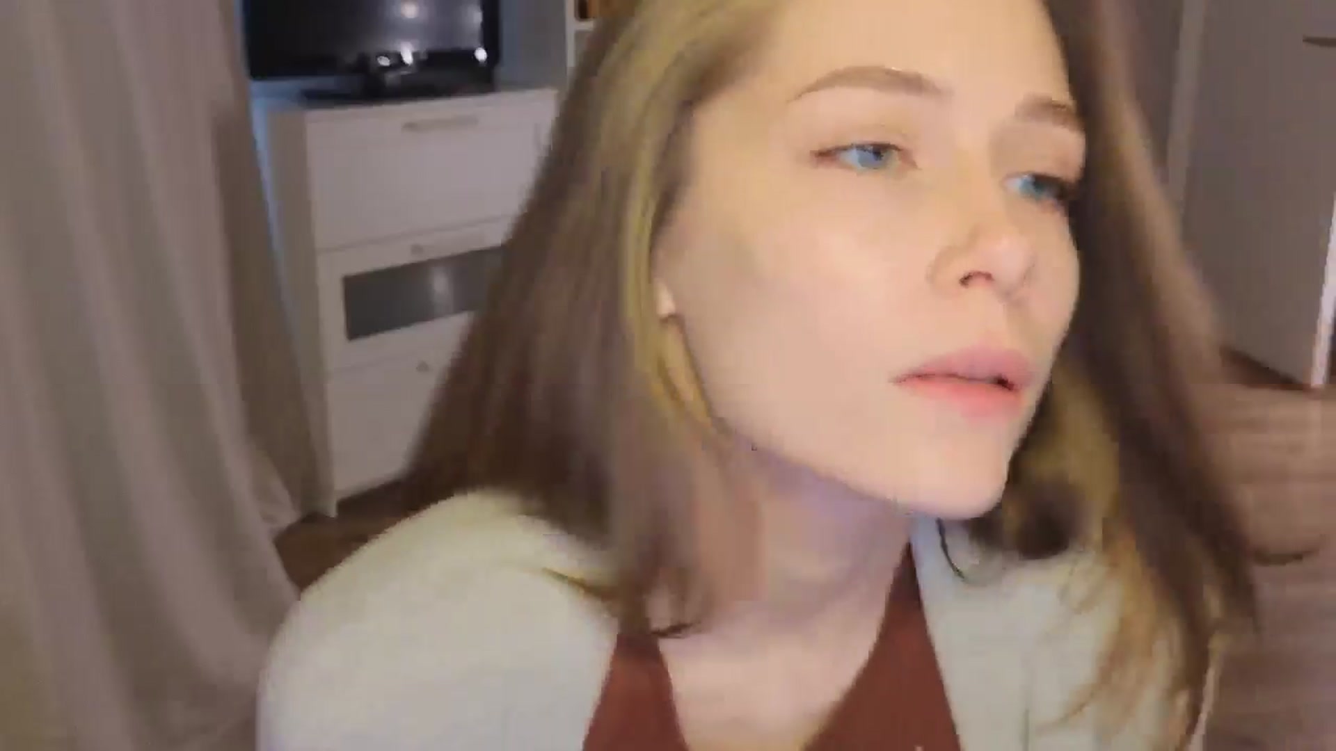 Gallery image thumbnail from KeepSpark's myfreecams stream on, 07/10/2024, 07:51 image 9 of 20