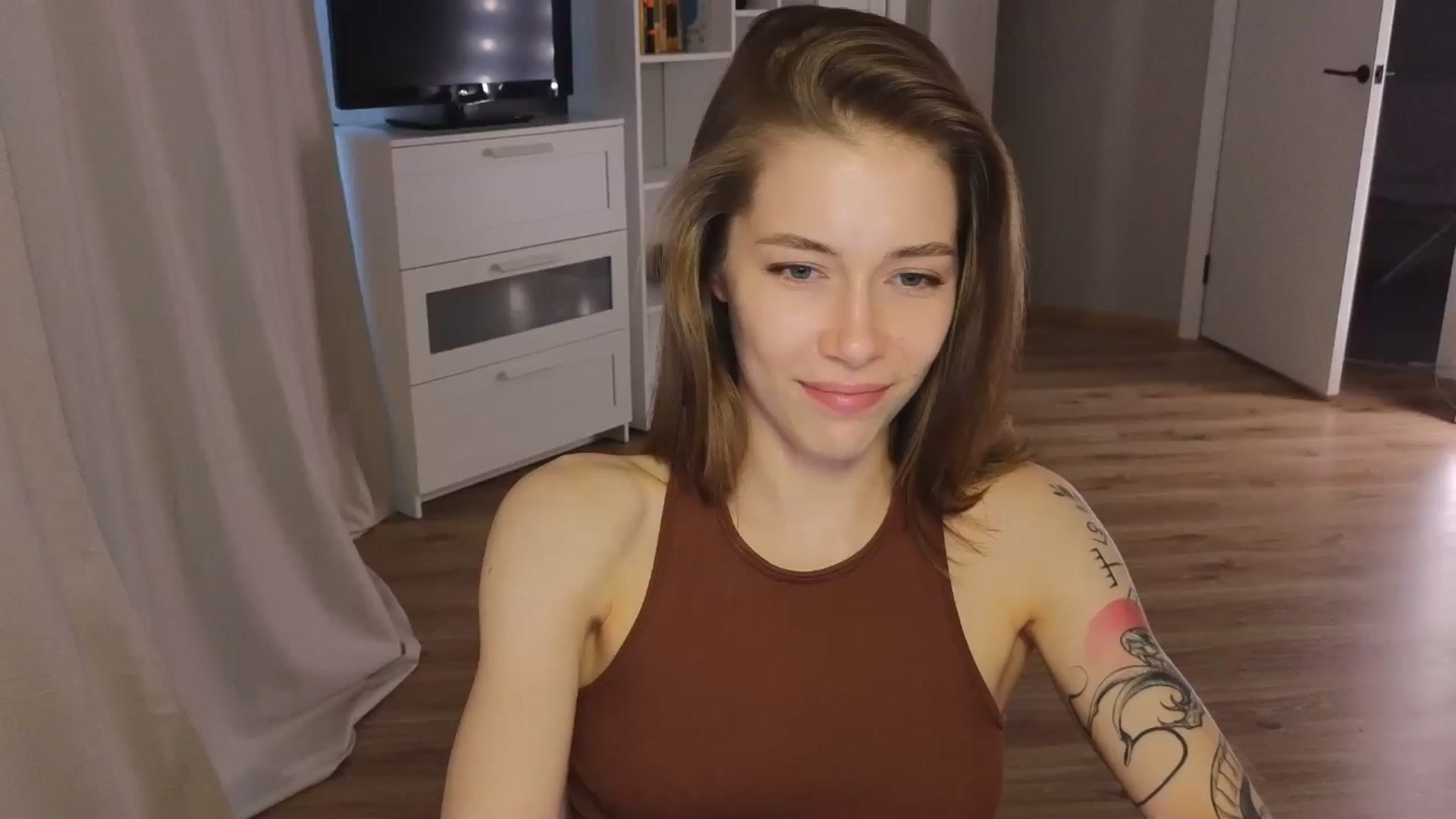 Gallery image thumbnail from KeepSpark's myfreecams stream on, 07/10/2024, 07:51 image 19 of 20