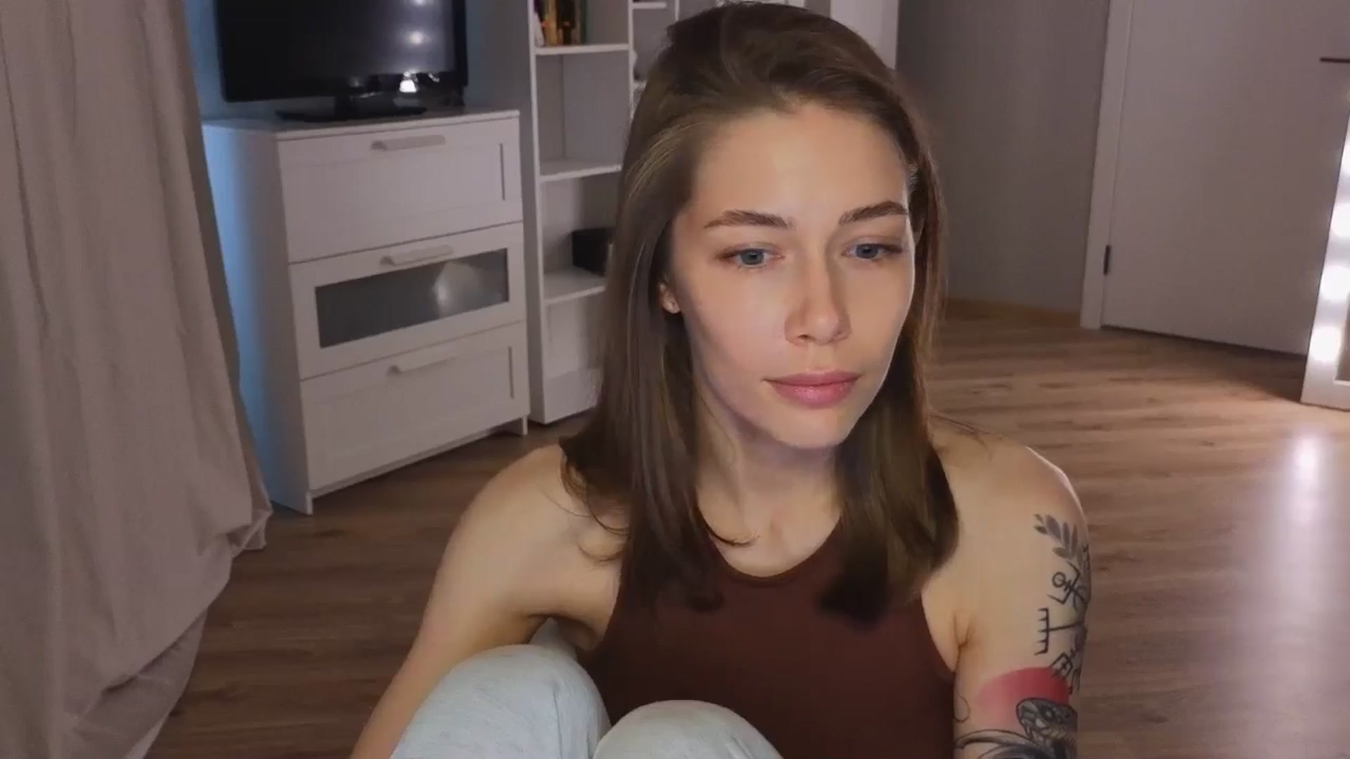 Gallery image thumbnail from KeepSpark's myfreecams stream on, 07/25/2024, 07:45 image 15 of 20