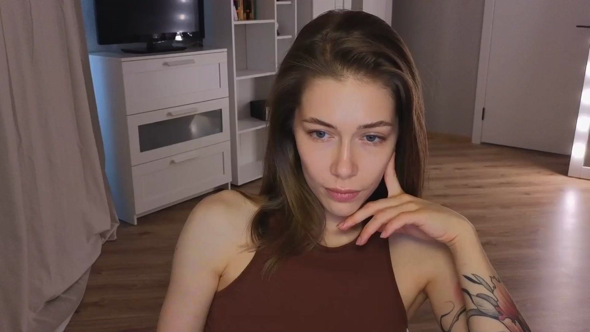 Gallery image thumbnail from KeepSpark's myfreecams stream on, 07/25/2024, 07:45 image 19 of 20