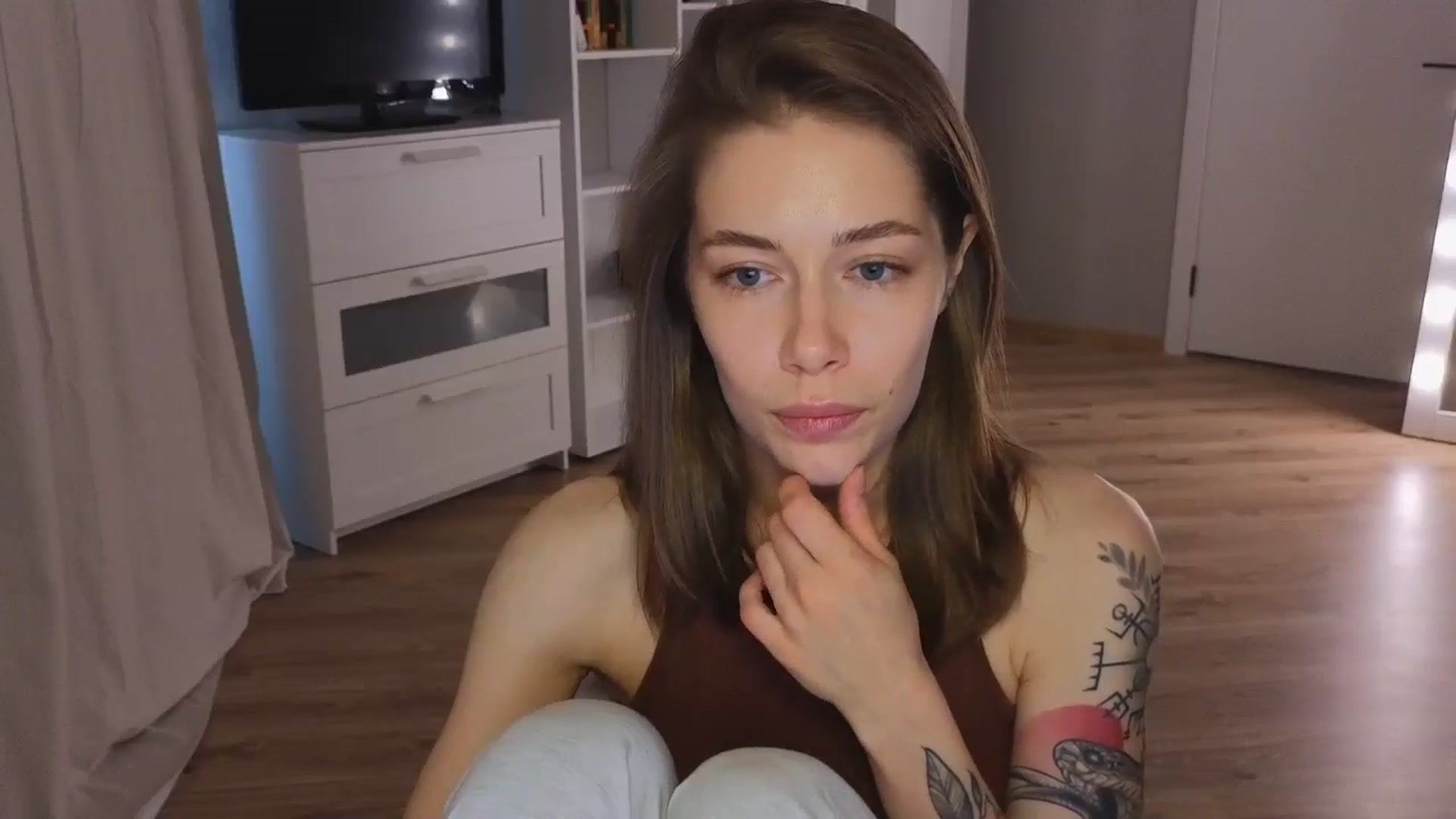 Gallery image thumbnail from KeepSpark's myfreecams stream on, 07/25/2024, 07:45 image 12 of 20