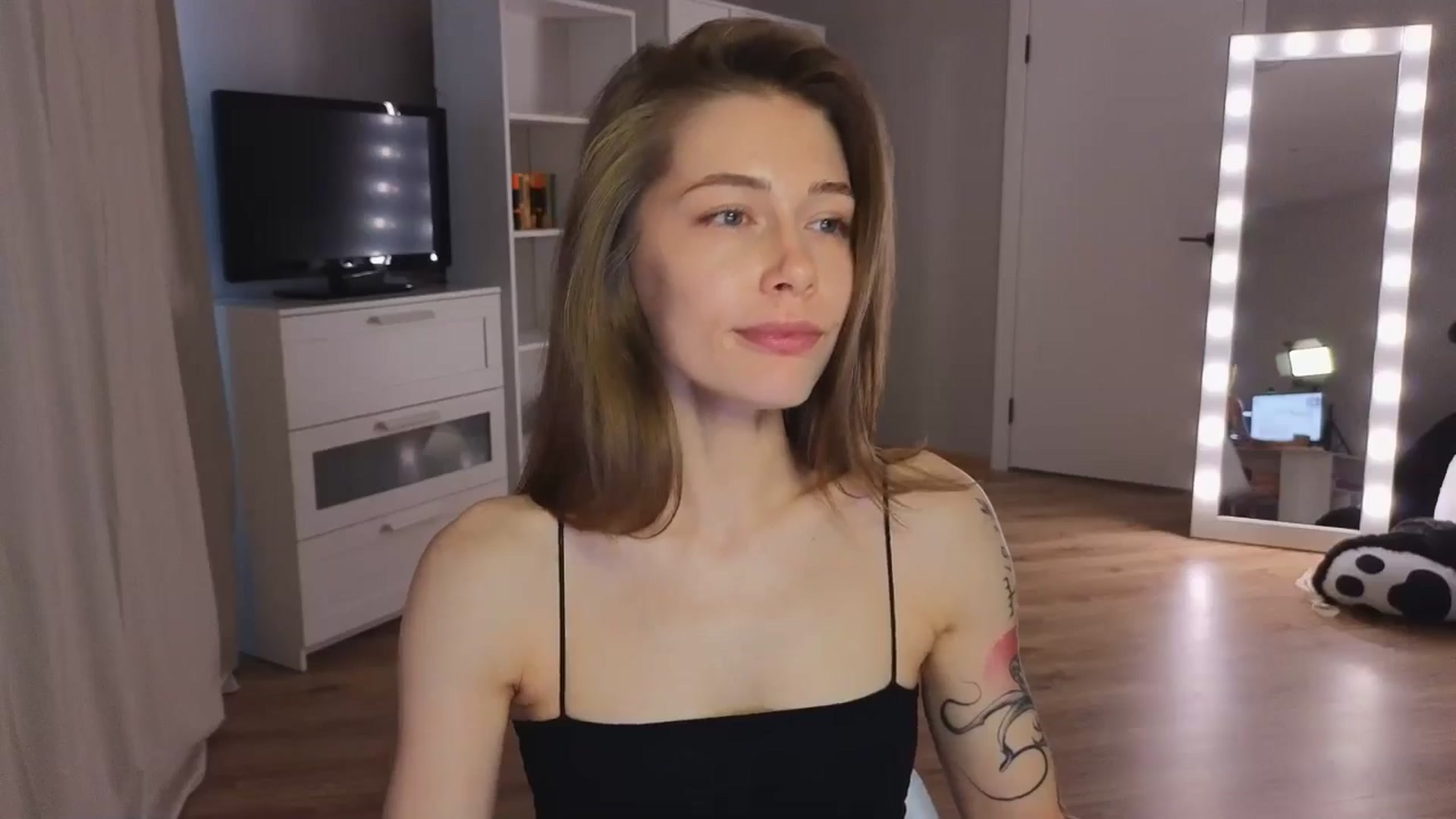 Gallery image thumbnail from KeepSpark's myfreecams stream on, 07/31/2024, 06:47 image 12 of 20