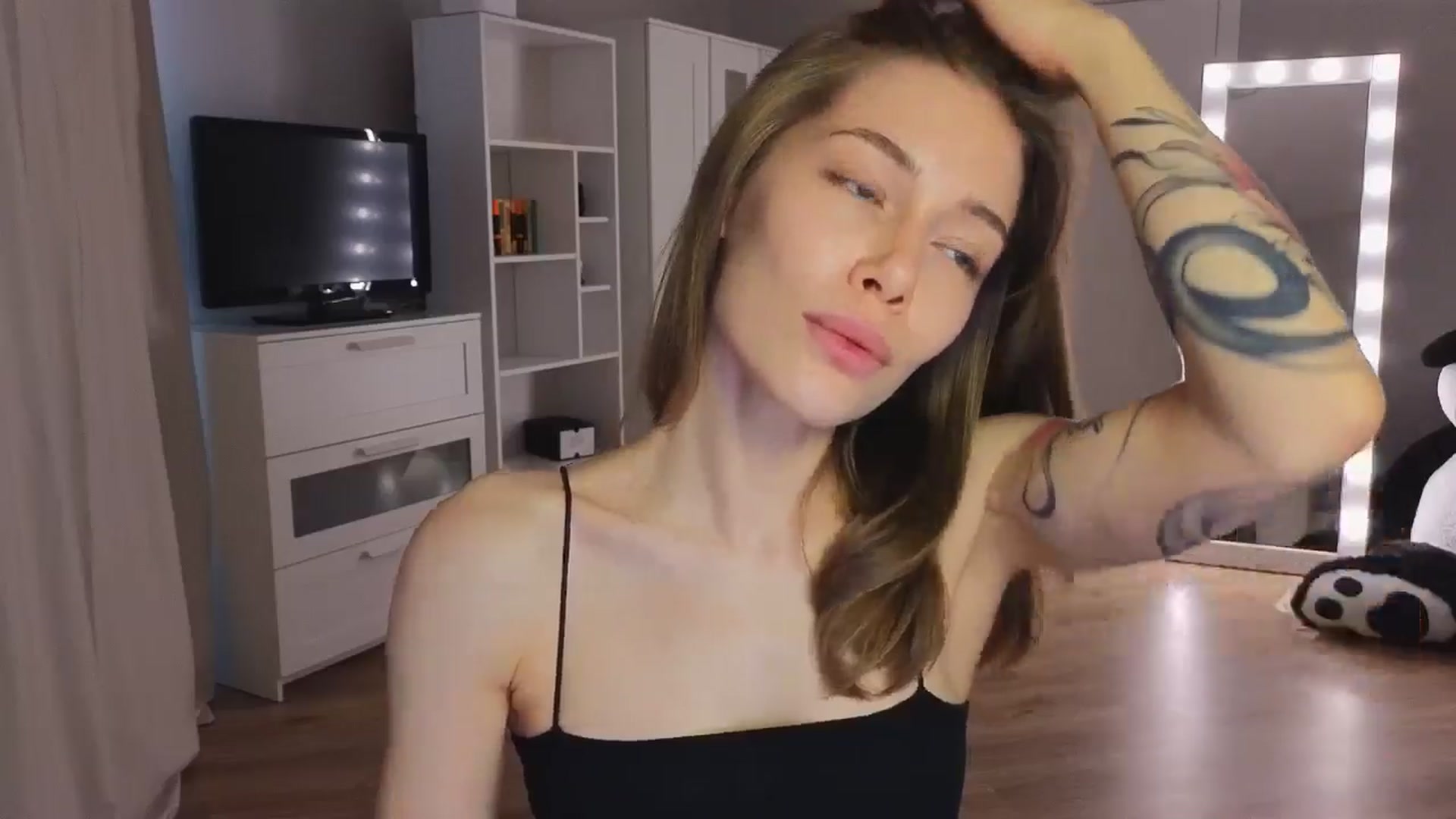 Gallery image thumbnail from KeepSpark's myfreecams stream on, 07/31/2024, 06:47 image 4 of 20