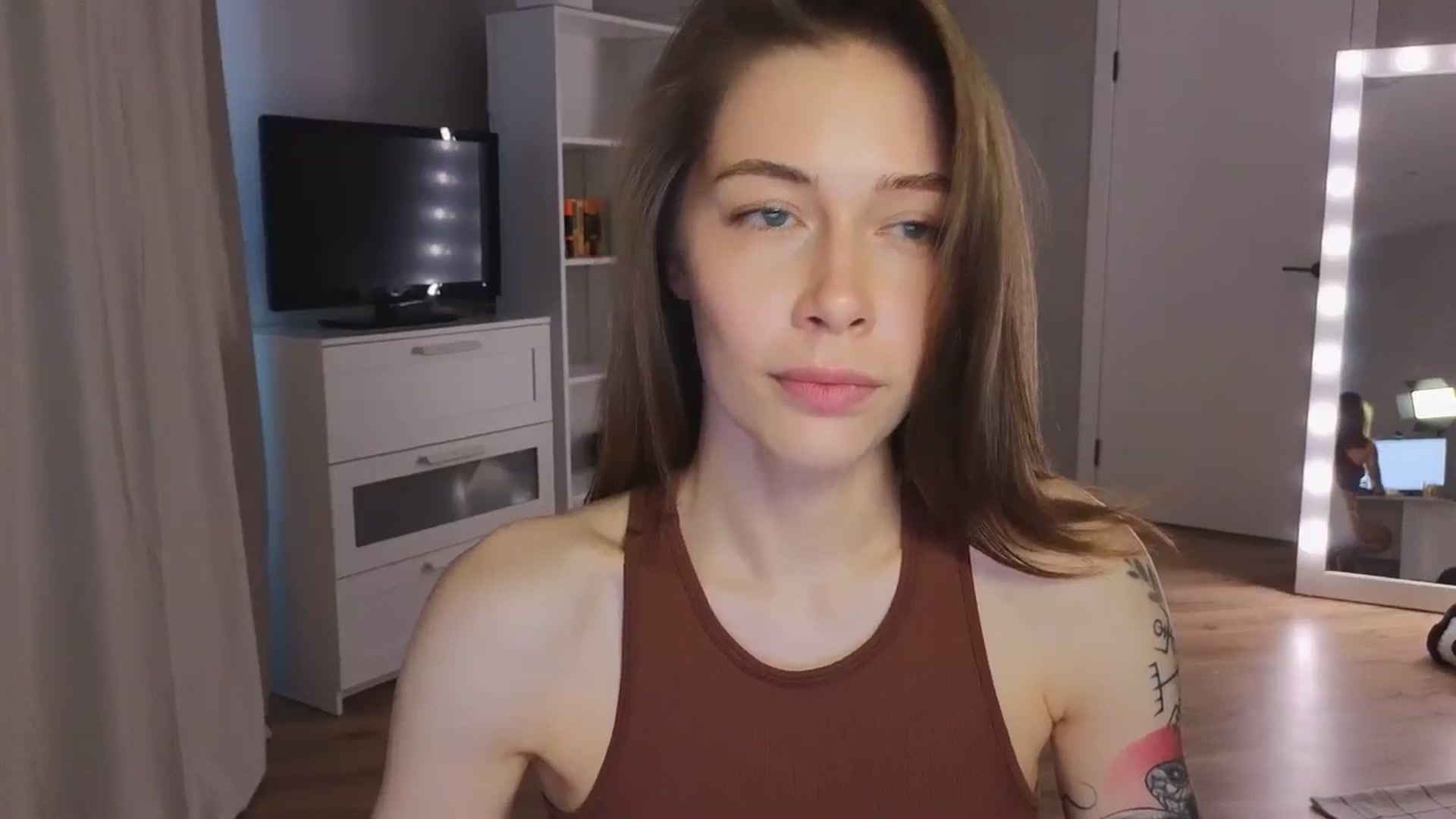Gallery image thumbnail from KeepSpark's myfreecams stream on, 08/01/2024, 06:40 image 13 of 20