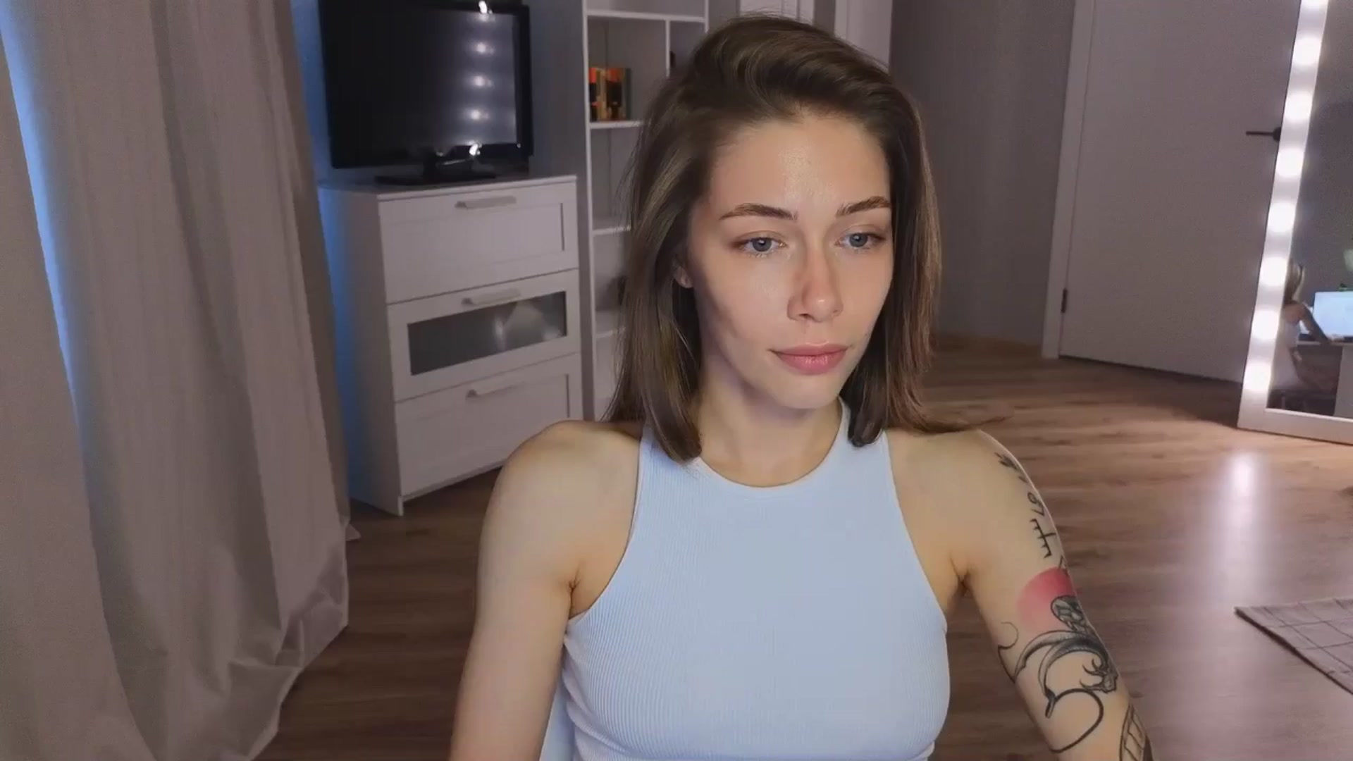 Gallery image thumbnail from KeepSpark's myfreecams stream on, 08/02/2024, 05:15 image 8 of 20
