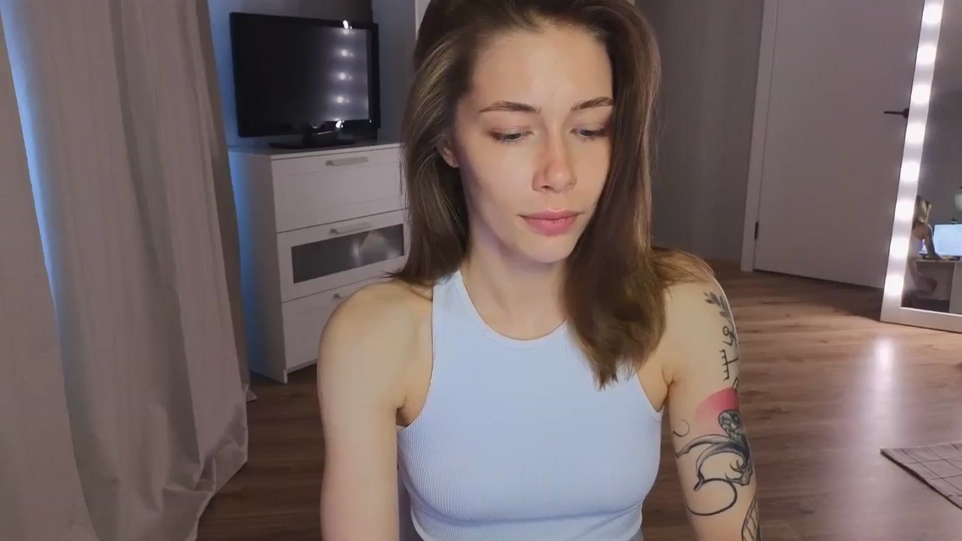 Gallery image thumbnail from KeepSpark's myfreecams stream on, 08/02/2024, 05:45 image 3 of 20