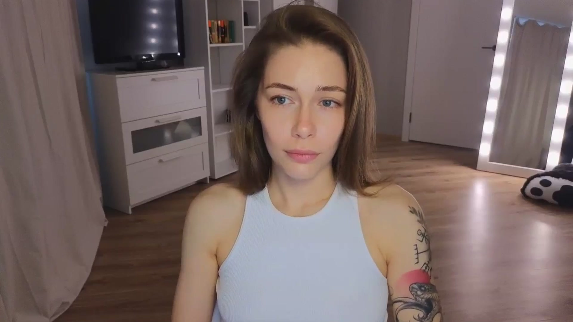Gallery image thumbnail from KeepSpark's myfreecams stream on, 08/03/2024, 05:25 image 4 of 20