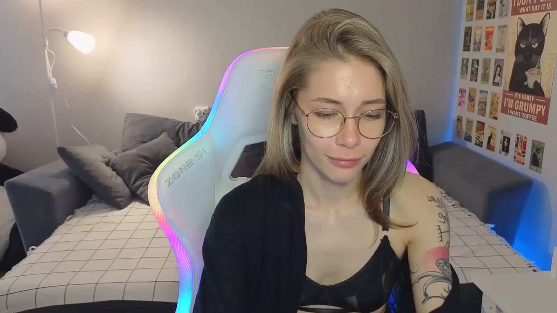 Gallery image thumbnail from KeepSpark's myfreecams stream on, 08/14/2024, 05:58 image 19 of 20