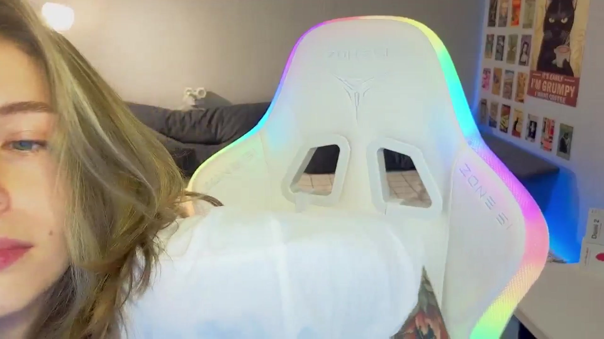 Gallery image thumbnail from KeepSpark's myfreecams stream on, 08/20/2024, 06:36 image 12 of 20