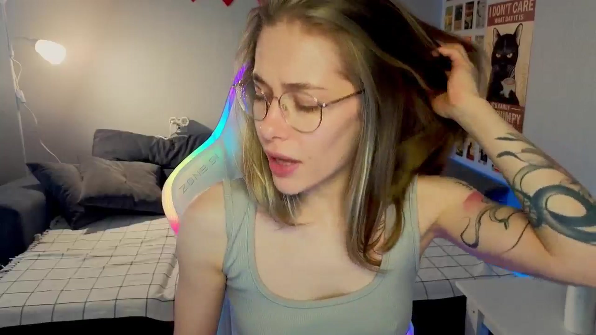 Gallery image thumbnail from KeepSpark's myfreecams stream on, 08/28/2024, 07:02 image 17 of 20