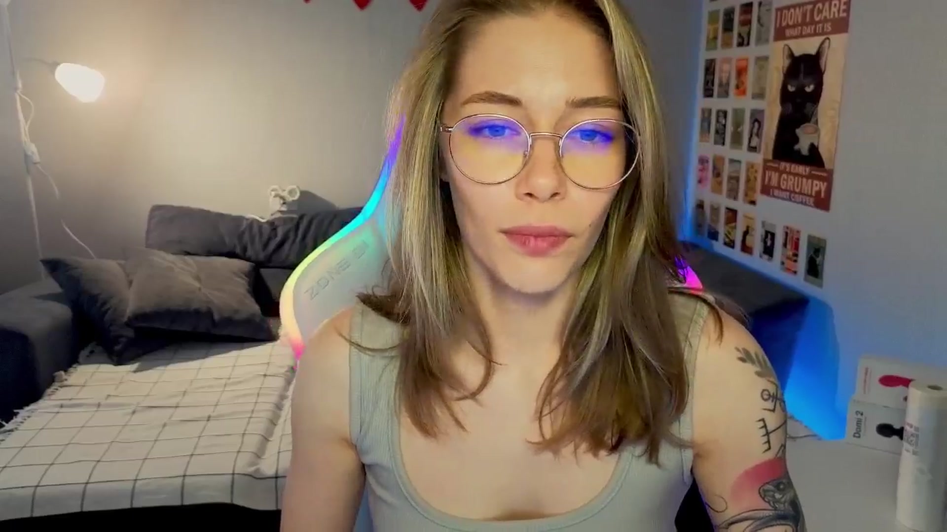 Gallery image thumbnail from KeepSpark's myfreecams stream on, 08/28/2024, 07:02 image 15 of 20