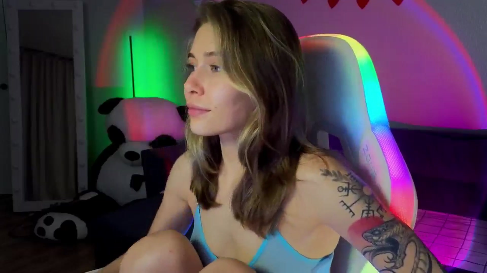 Gallery image thumbnail from KeepSpark's myfreecams stream on, 09/17/2024, 05:33 image 17 of 20