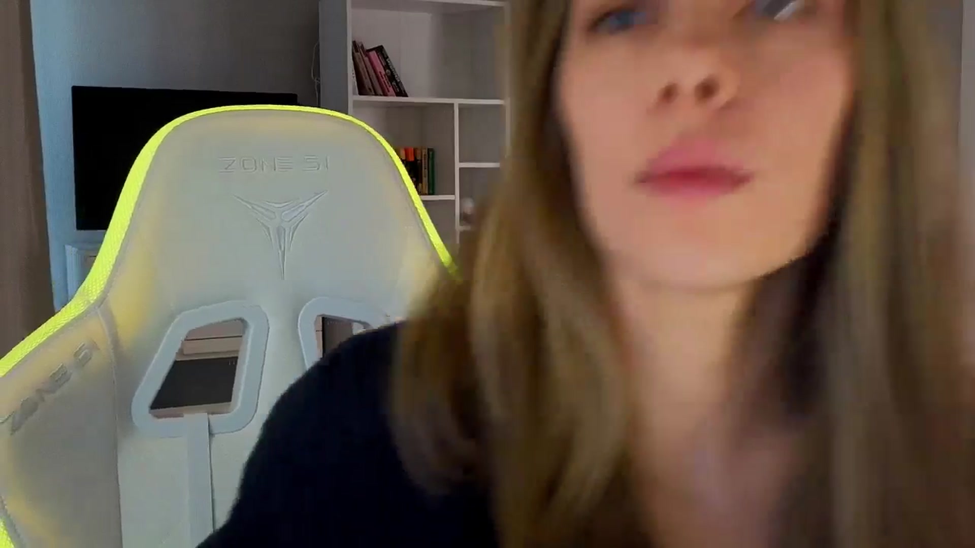 Gallery image thumbnail from KeepSpark's myfreecams stream on, 10/19/2024, 08:33 image 7 of 20