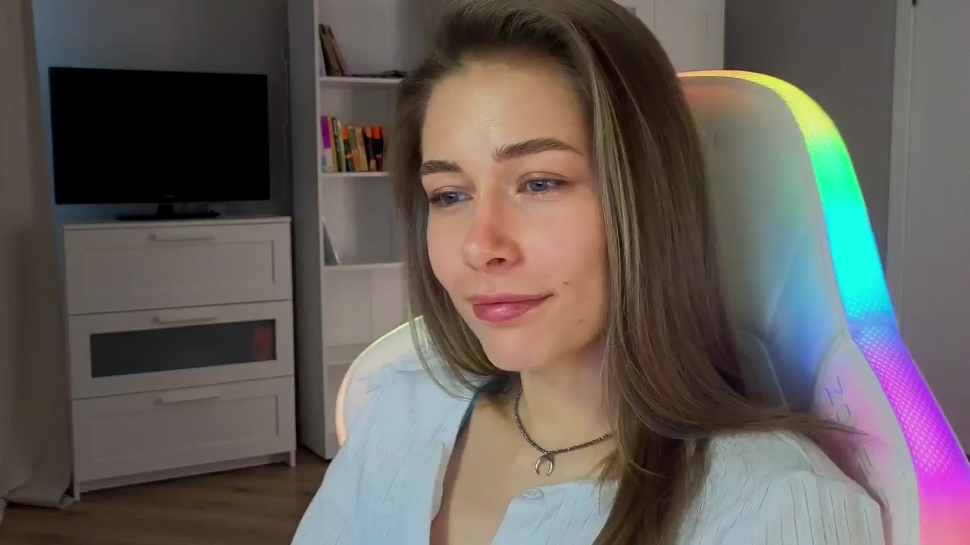 Gallery image thumbnail from KeepSpark's myfreecams stream on, 10/22/2024, 08:21 image 4 of 20