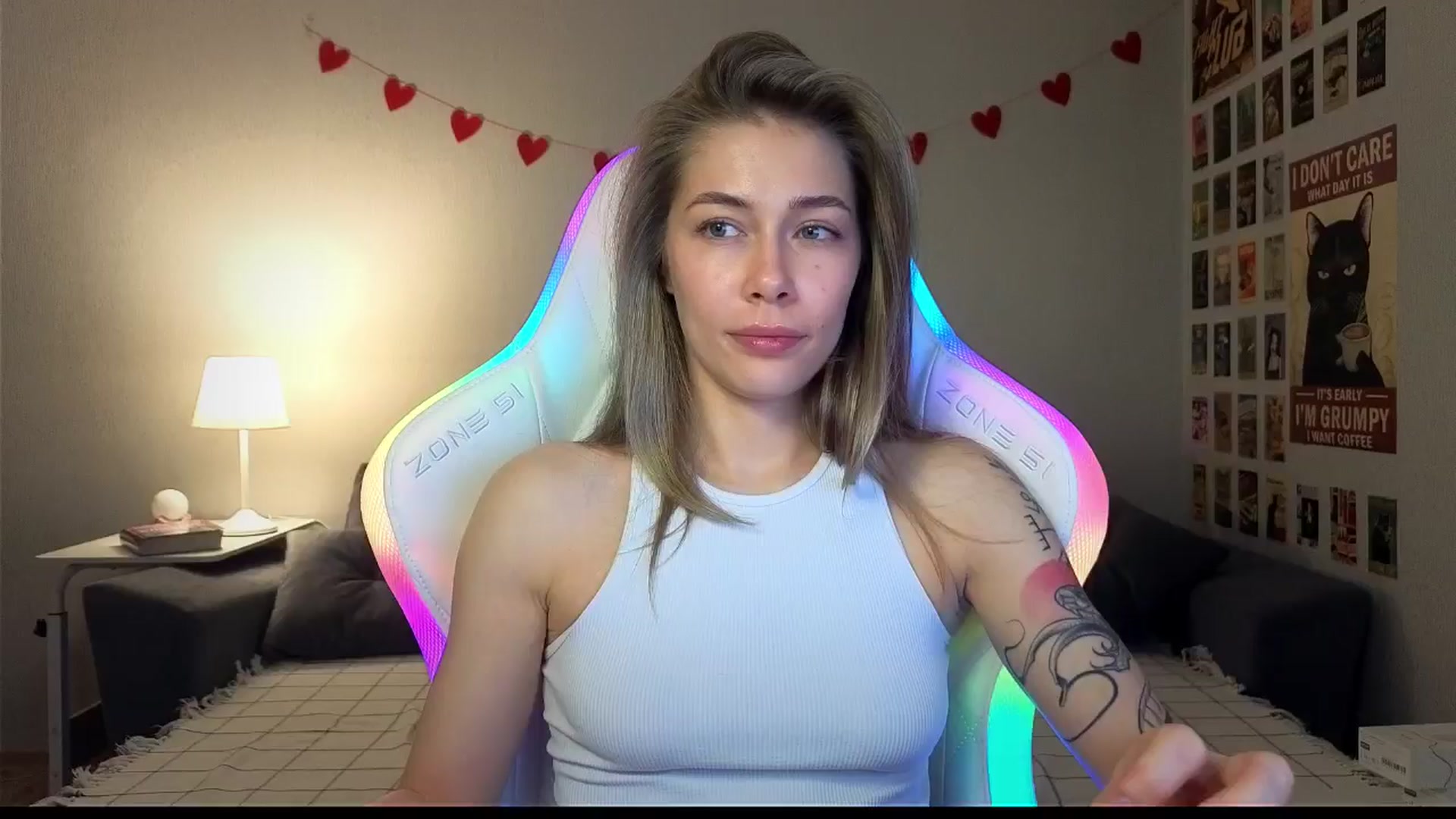 Gallery image thumbnail from KeepSpark's myfreecams stream on, 10/26/2024, 10:46 image 3 of 20