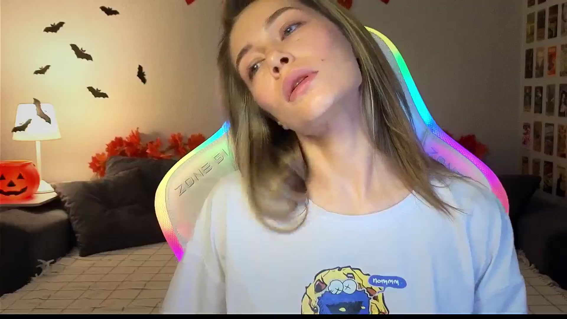 Gallery image thumbnail from KeepSpark's myfreecams stream on, 10/29/2024, 07:21 image 14 of 20