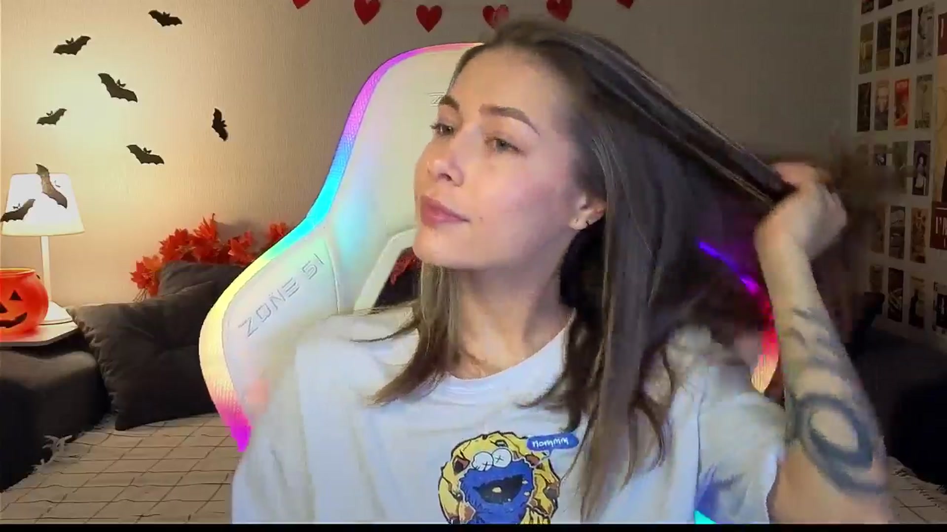 Gallery image thumbnail from KeepSpark's myfreecams stream on, 10/29/2024, 07:21 image 8 of 20