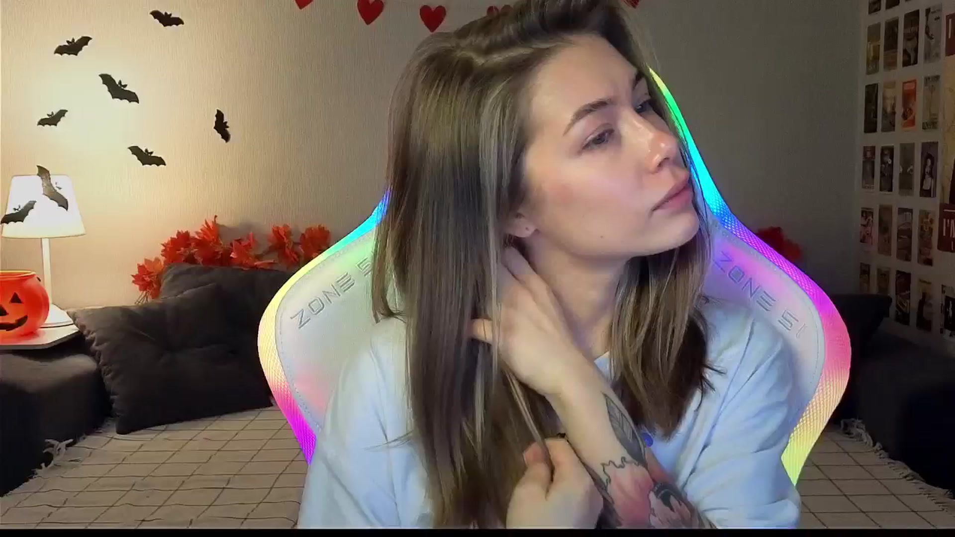 Gallery image thumbnail from KeepSpark's myfreecams stream on, 10/29/2024, 07:21 image 10 of 20