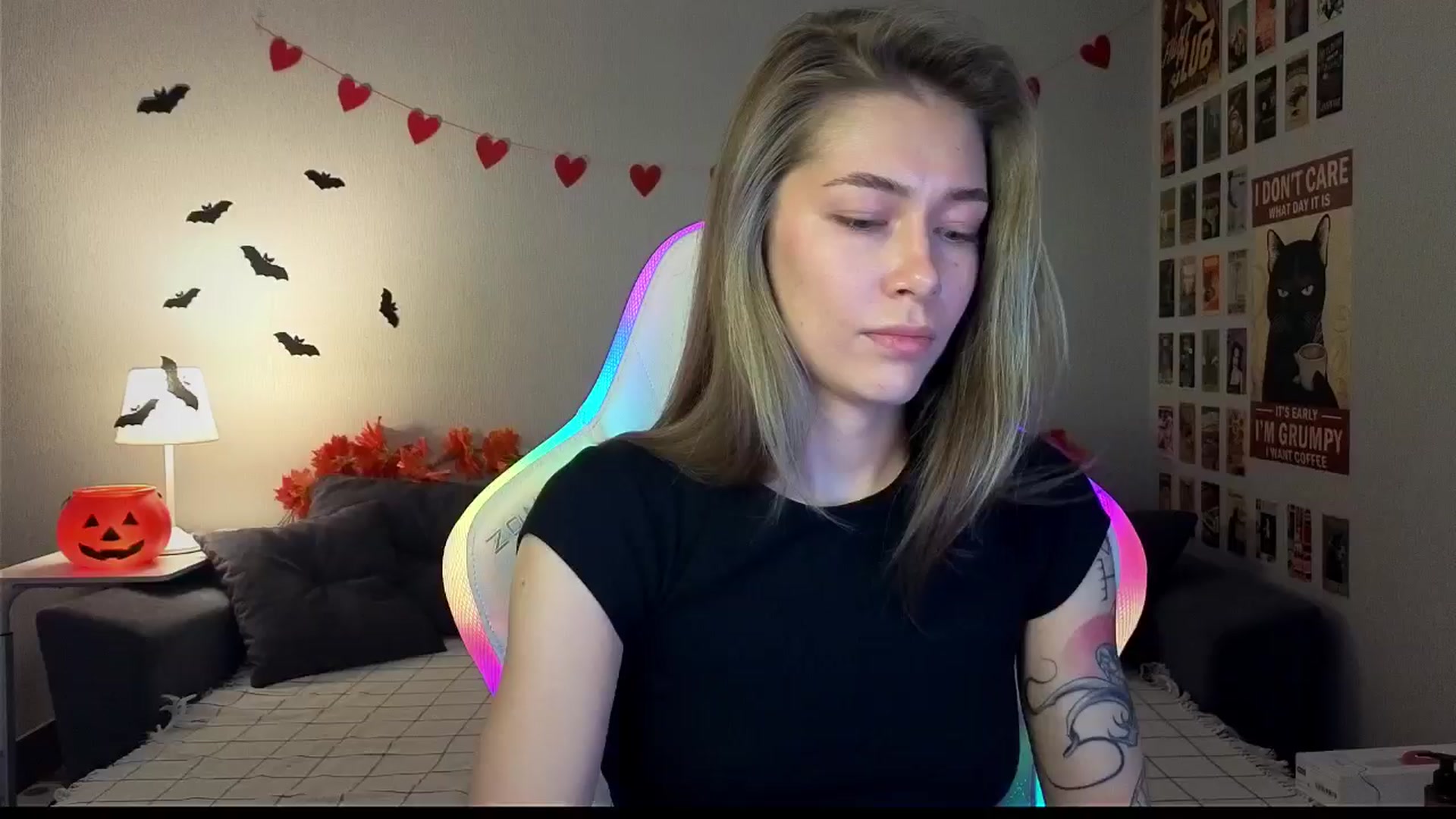 Gallery image thumbnail from KeepSpark's myfreecams stream on, 10/29/2024, 08:11 image 8 of 20