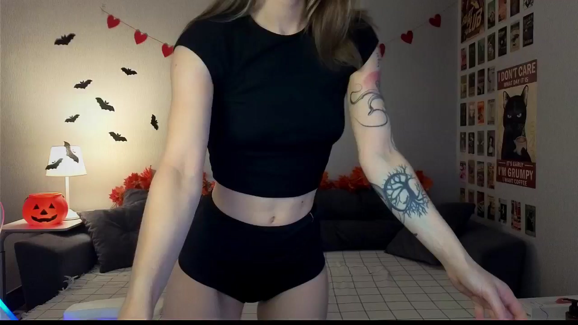 Gallery image thumbnail from KeepSpark's myfreecams stream on, 10/29/2024, 08:11 image 15 of 20