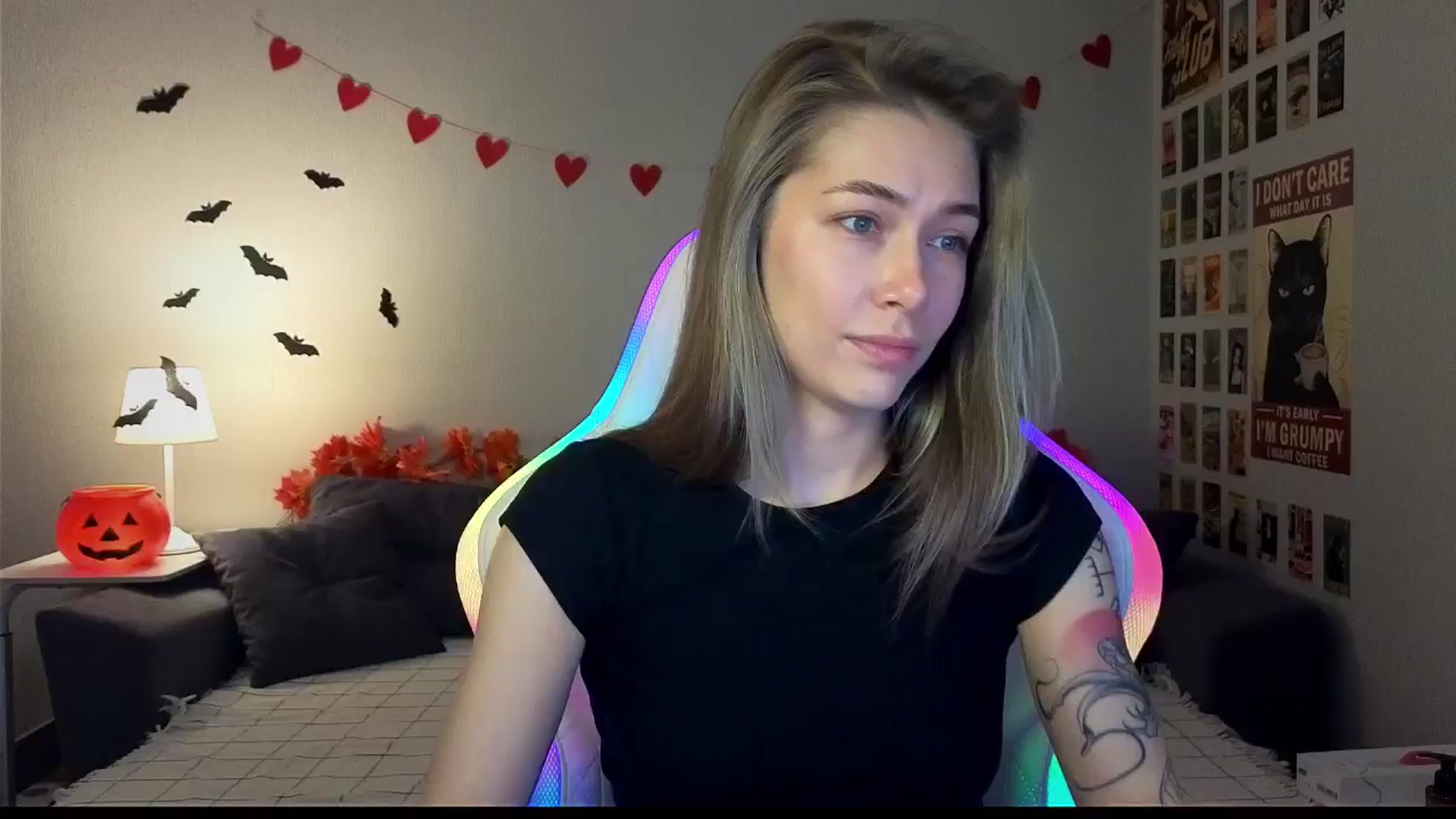Gallery image thumbnail from KeepSpark's myfreecams stream on, 10/29/2024, 08:11 image 9 of 20