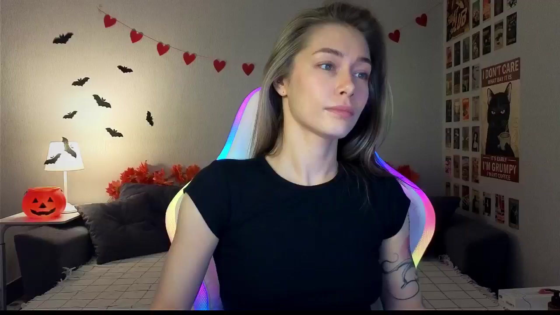 Gallery image thumbnail from KeepSpark's myfreecams stream on, 10/29/2024, 08:11 image 5 of 20