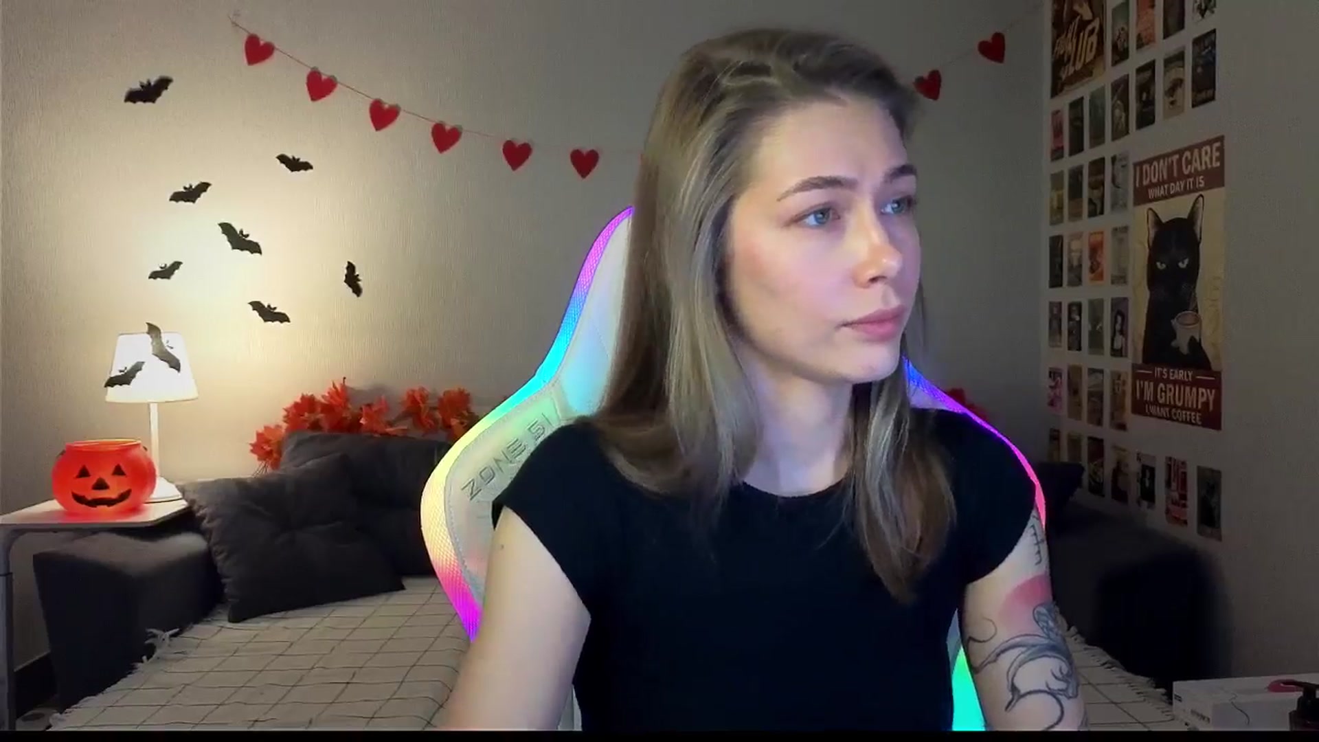 Gallery image thumbnail from KeepSpark's myfreecams stream on, 10/29/2024, 08:42 image 10 of 20