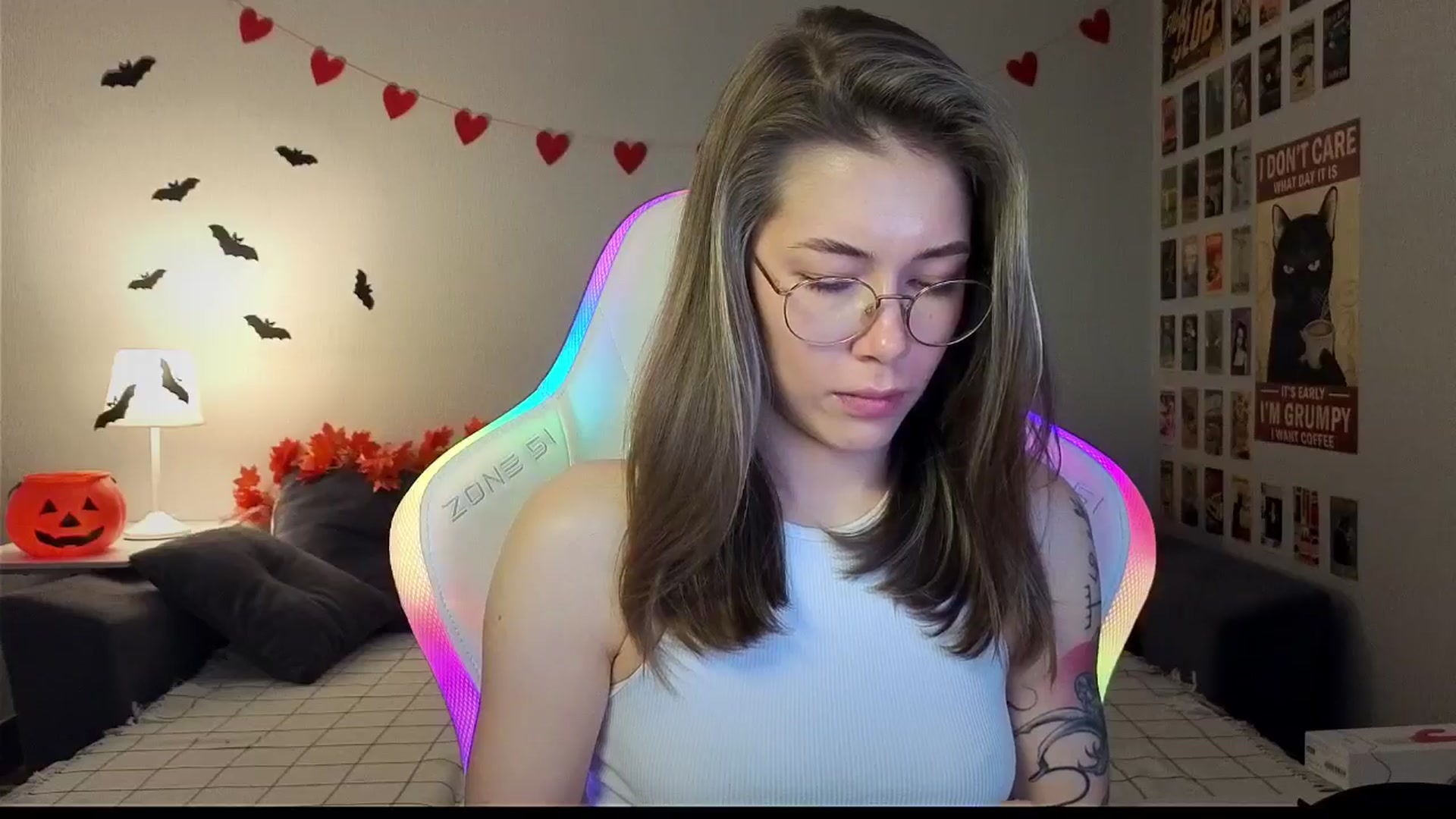 Gallery image thumbnail from KeepSpark's myfreecams stream on, 10/30/2024, 08:19 image 4 of 20