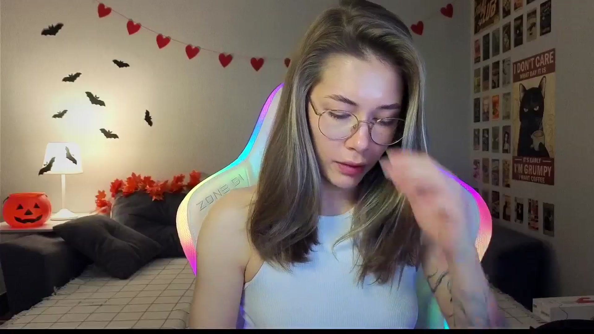 Gallery image thumbnail from KeepSpark's myfreecams stream on, 10/30/2024, 08:19 image 3 of 20