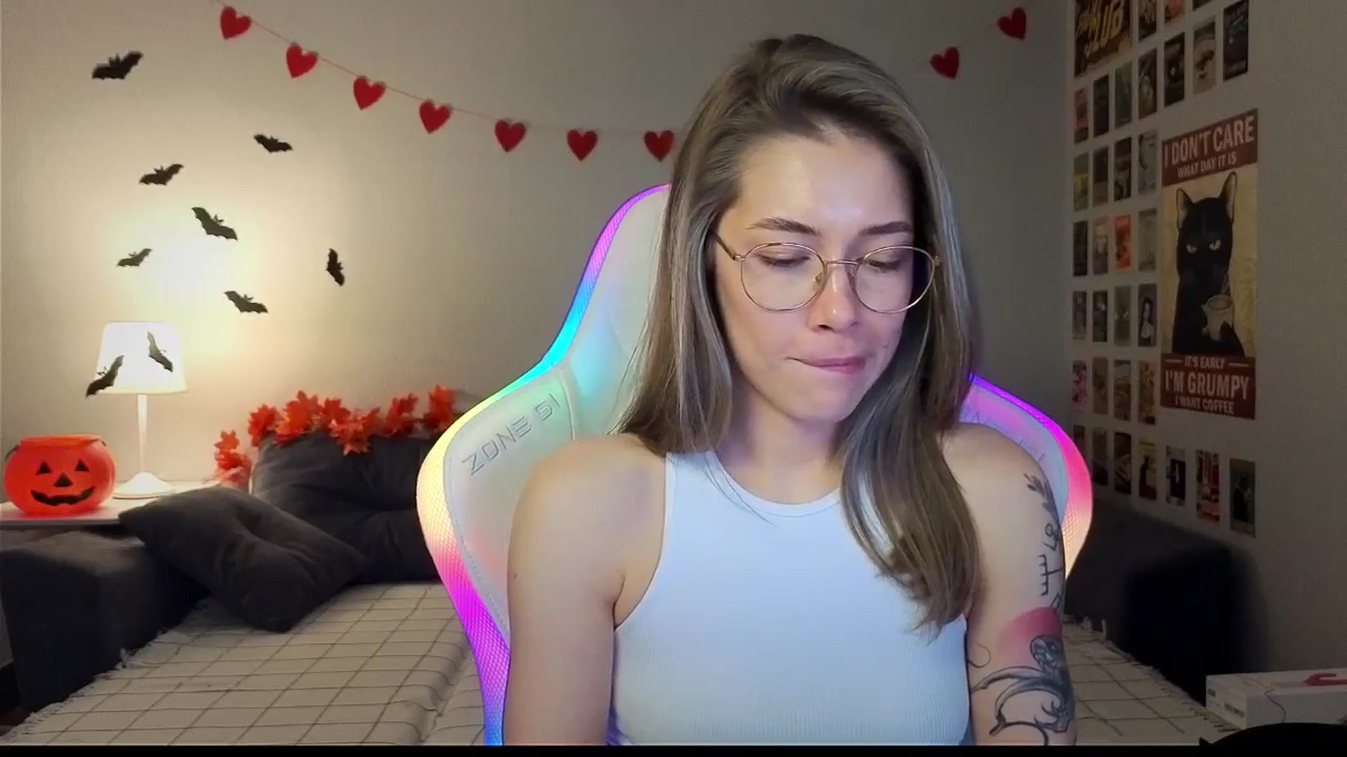 Gallery image thumbnail from KeepSpark's myfreecams stream on, 10/30/2024, 09:41 image 6 of 20
