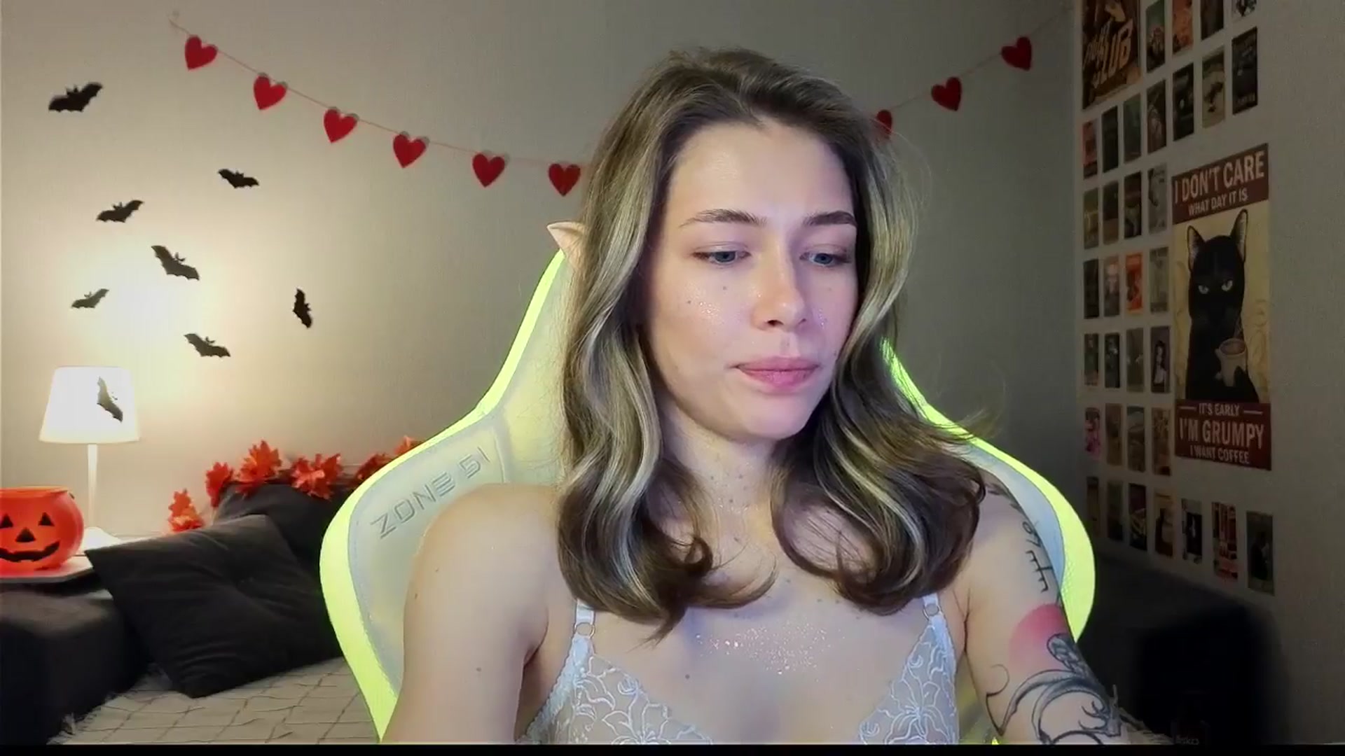 Gallery image thumbnail from KeepSpark's myfreecams stream on, 10/31/2024, 10:28 image 5 of 20