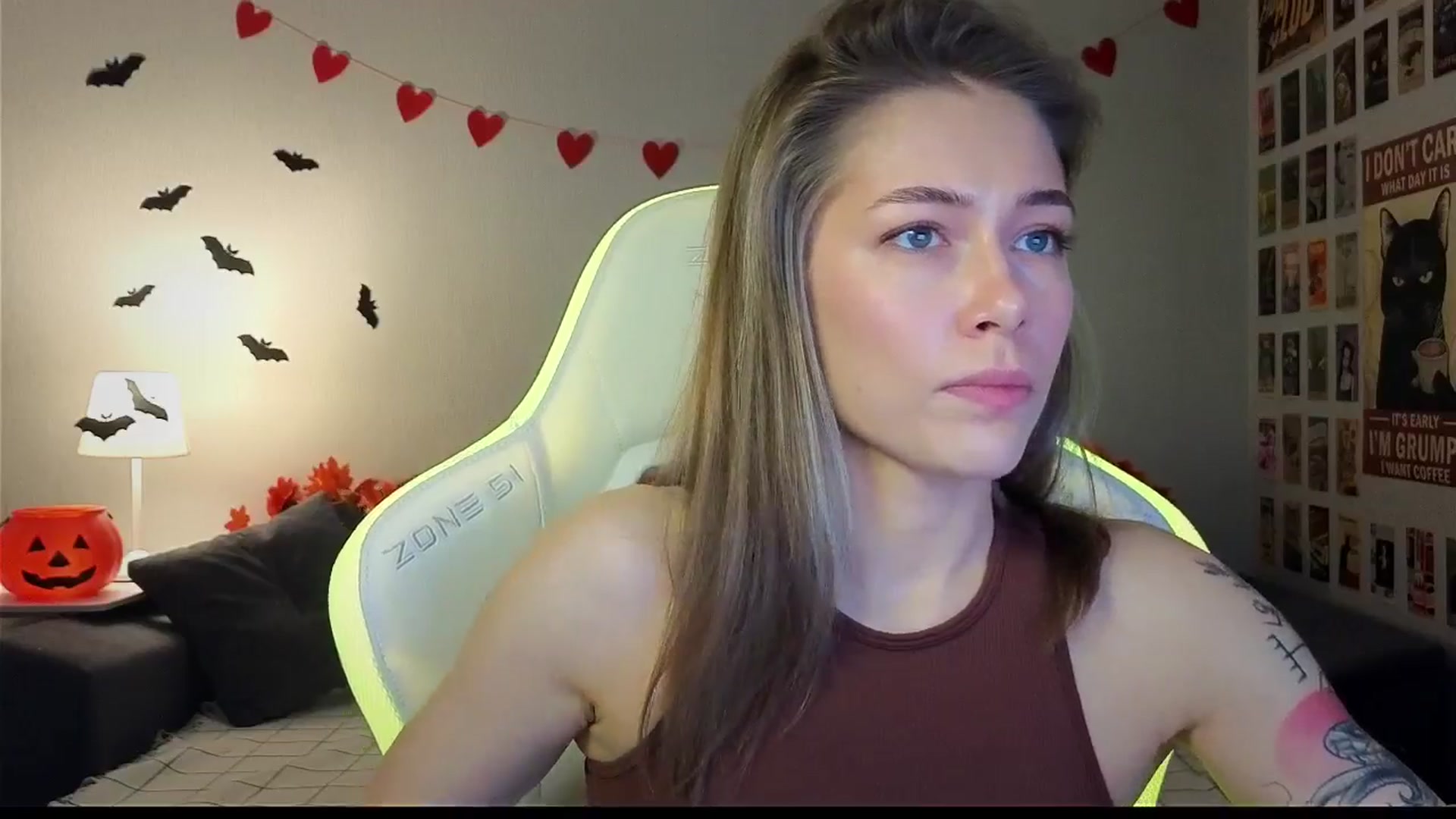 Gallery image thumbnail from KeepSpark's myfreecams stream on, 11/01/2024, 07:38 image 7 of 20