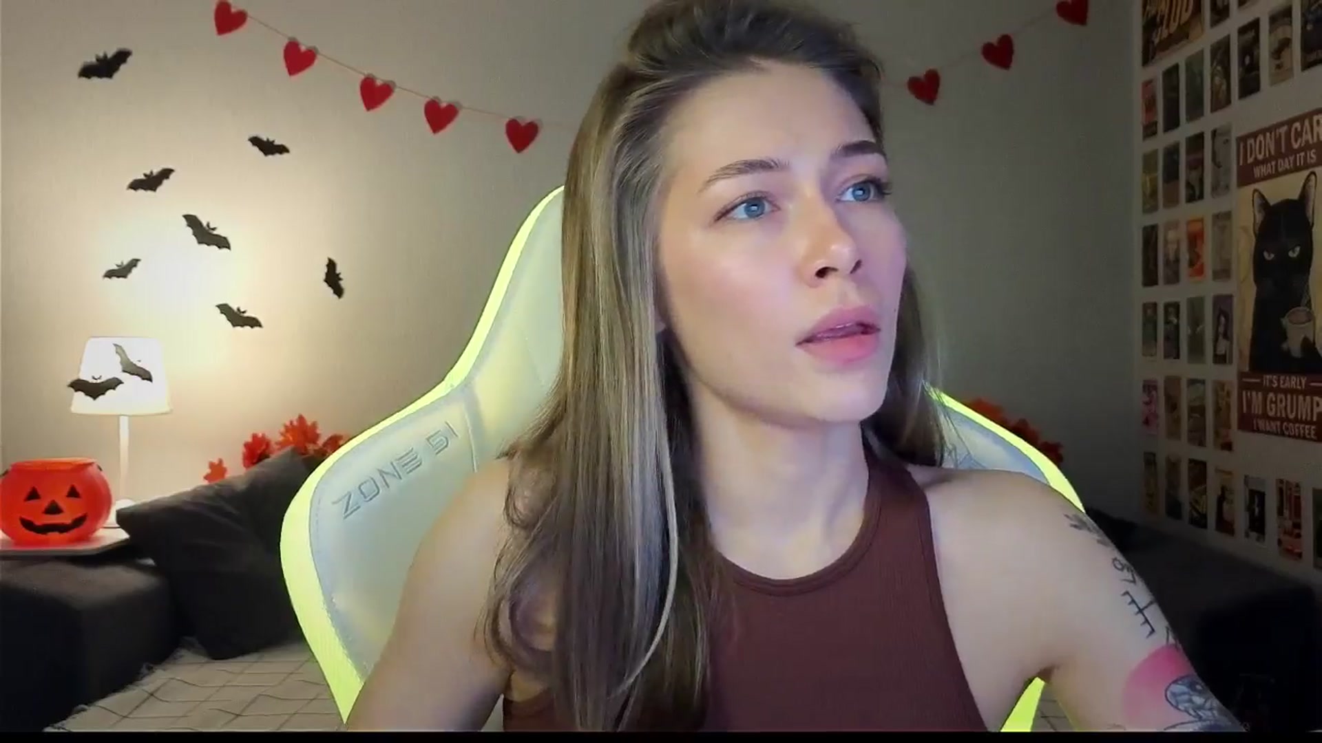 Gallery image thumbnail from KeepSpark's myfreecams stream on, 11/01/2024, 07:38 image 10 of 20