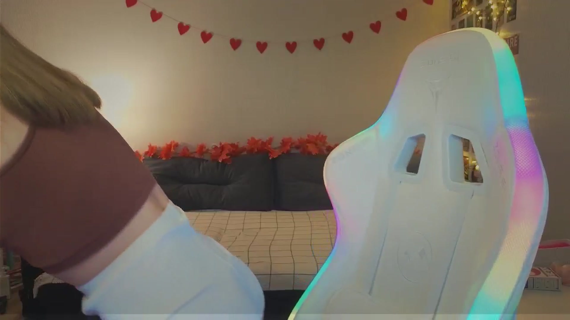 Gallery image thumbnail from KeepSpark's myfreecams stream on, 11/06/2024, 07:45 image 15 of 20