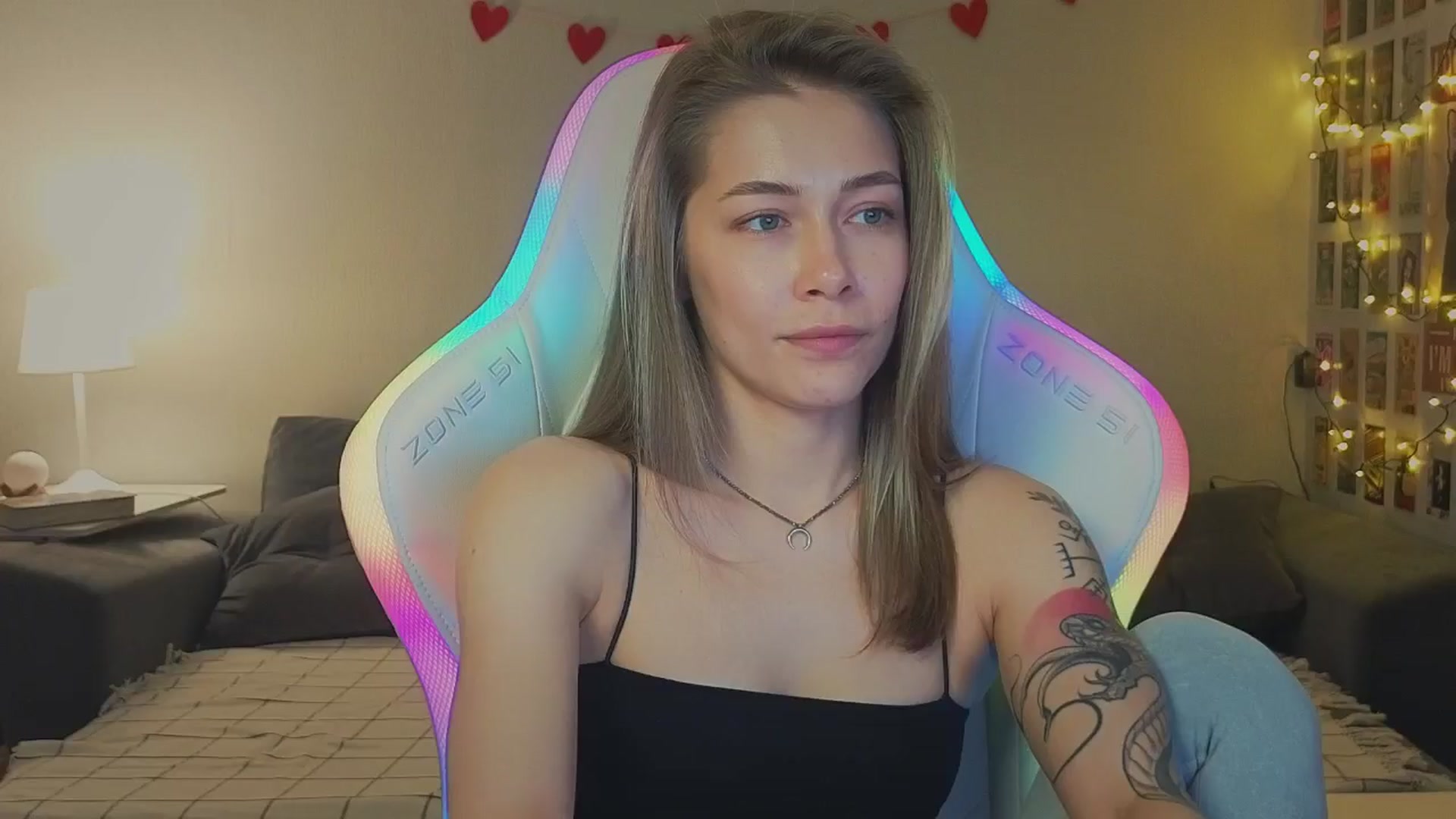 Gallery image thumbnail from KeepSpark's myfreecams stream on, 11/08/2024, 08:53 image 9 of 20