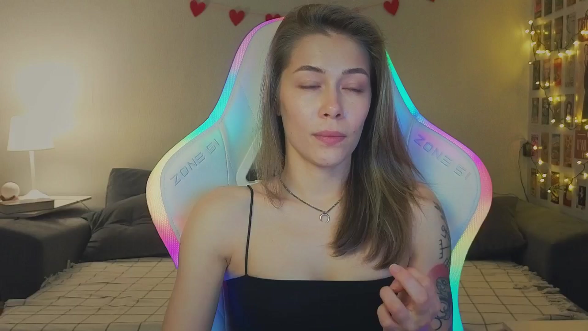 Gallery image thumbnail from KeepSpark's myfreecams stream on, 11/08/2024, 08:53 image 3 of 20