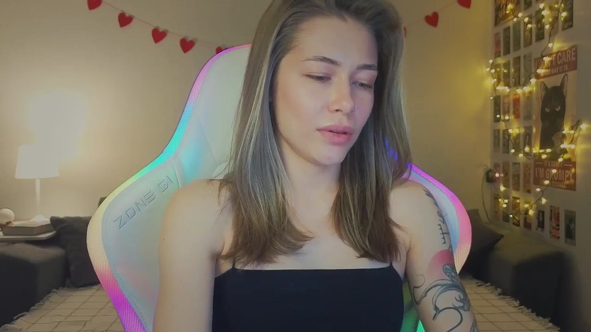 Gallery image thumbnail from KeepSpark's myfreecams stream on, 11/11/2024, 06:11 image 10 of 20