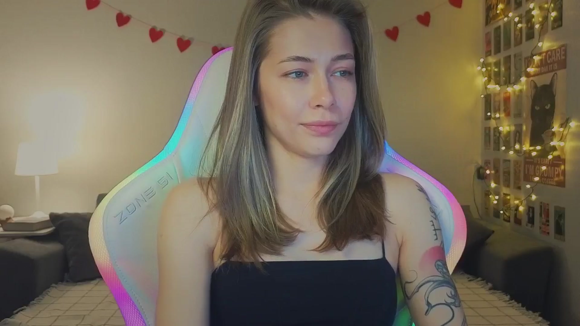Gallery image thumbnail from KeepSpark's myfreecams stream on, 11/11/2024, 06:11 image 9 of 20
