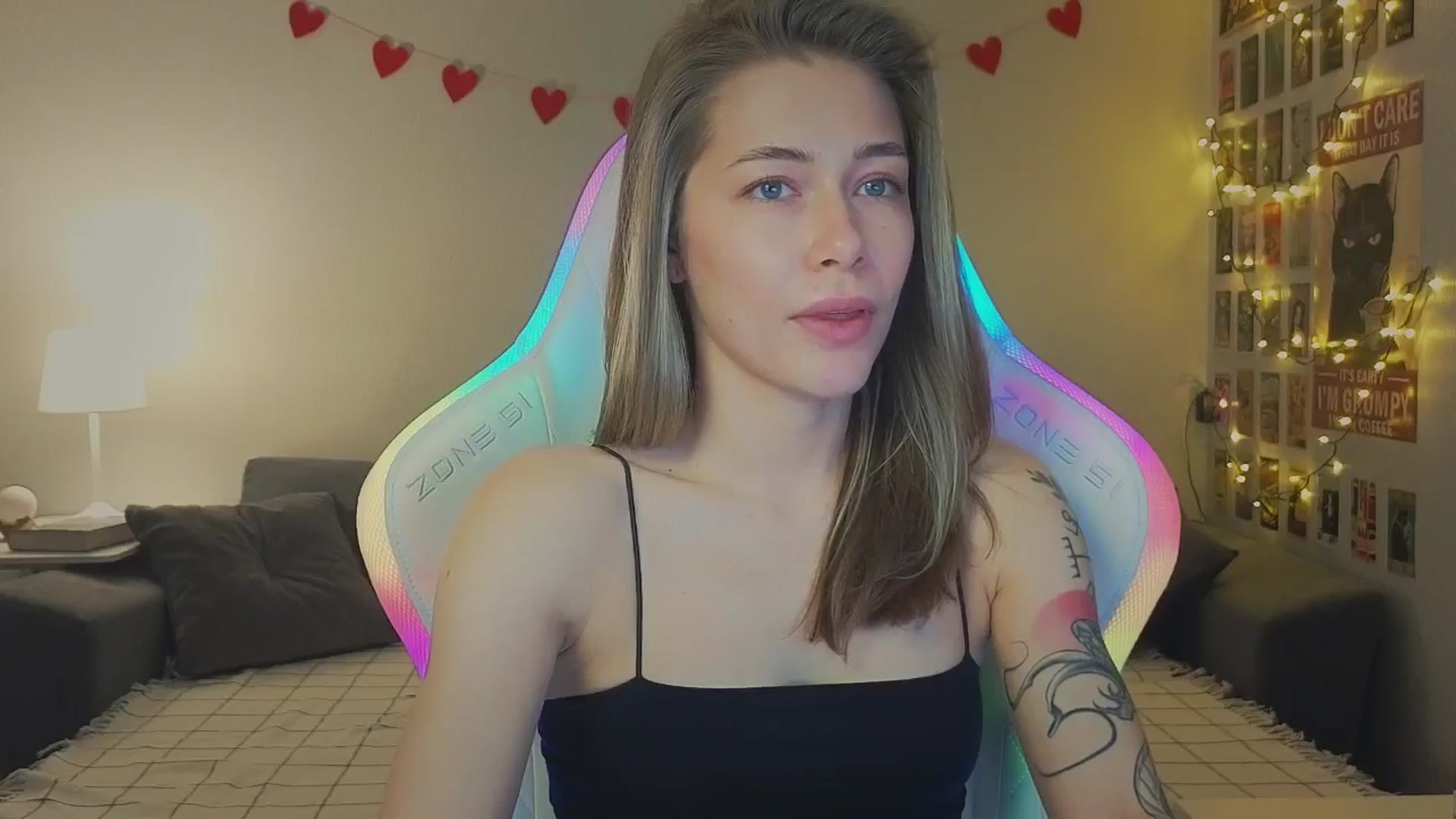 Gallery image thumbnail from KeepSpark's myfreecams stream on, 11/11/2024, 06:11 image 6 of 20