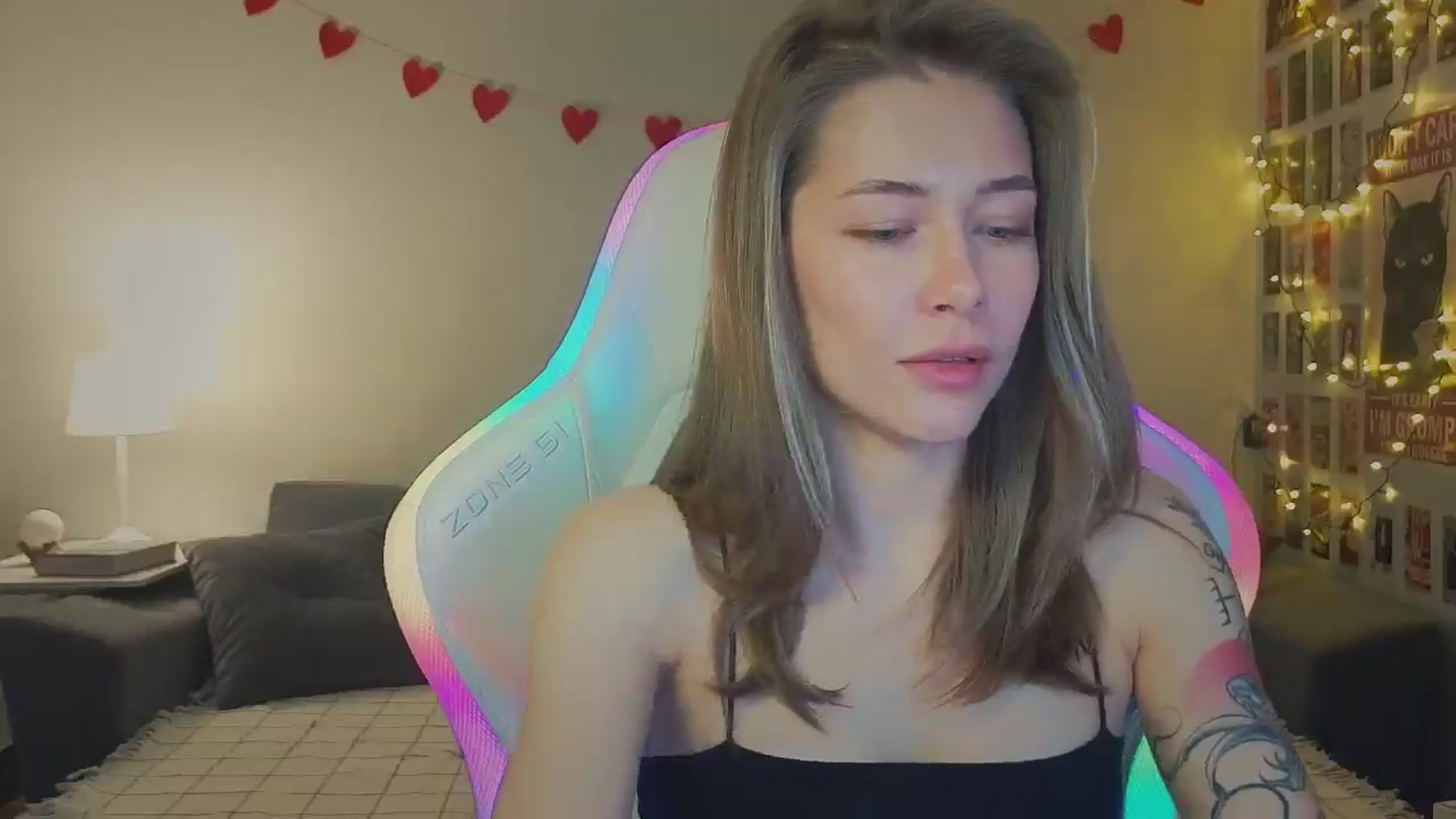 Gallery image thumbnail from KeepSpark's myfreecams stream on, 11/11/2024, 07:11 image 10 of 20